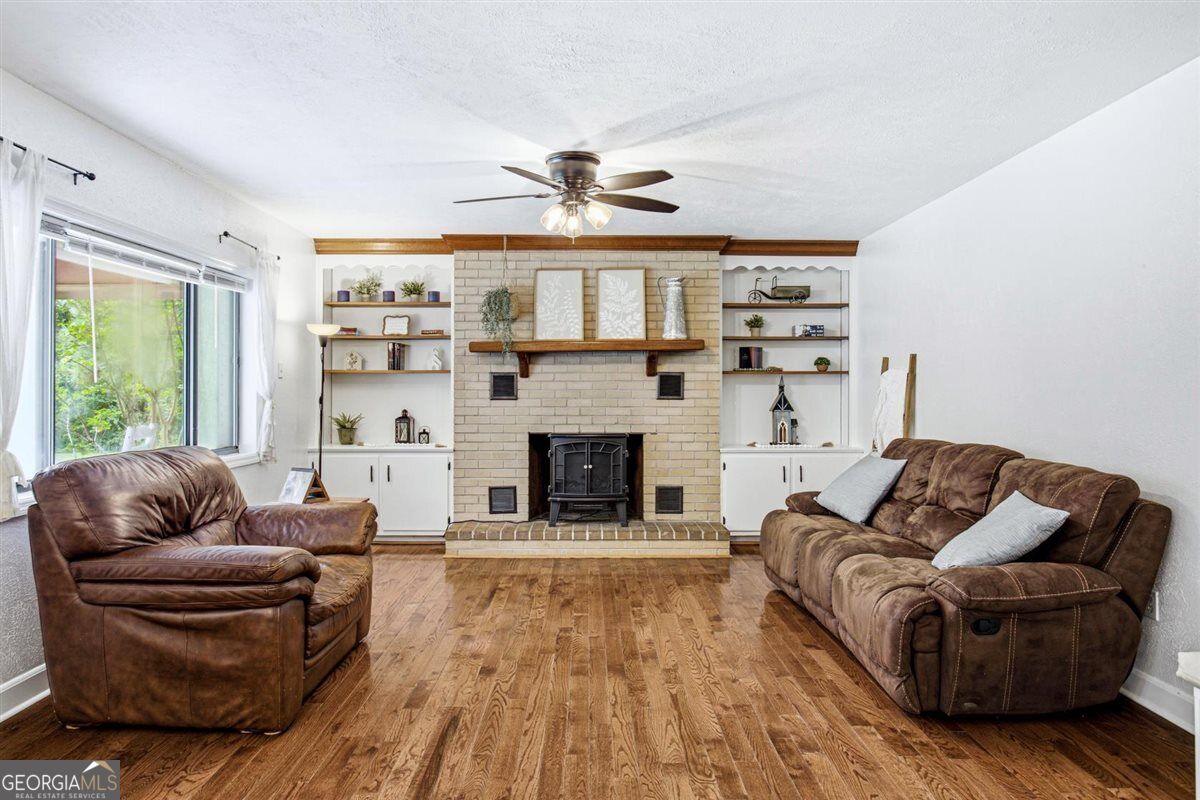773 Sweetbriar Circle Property Photo 5
