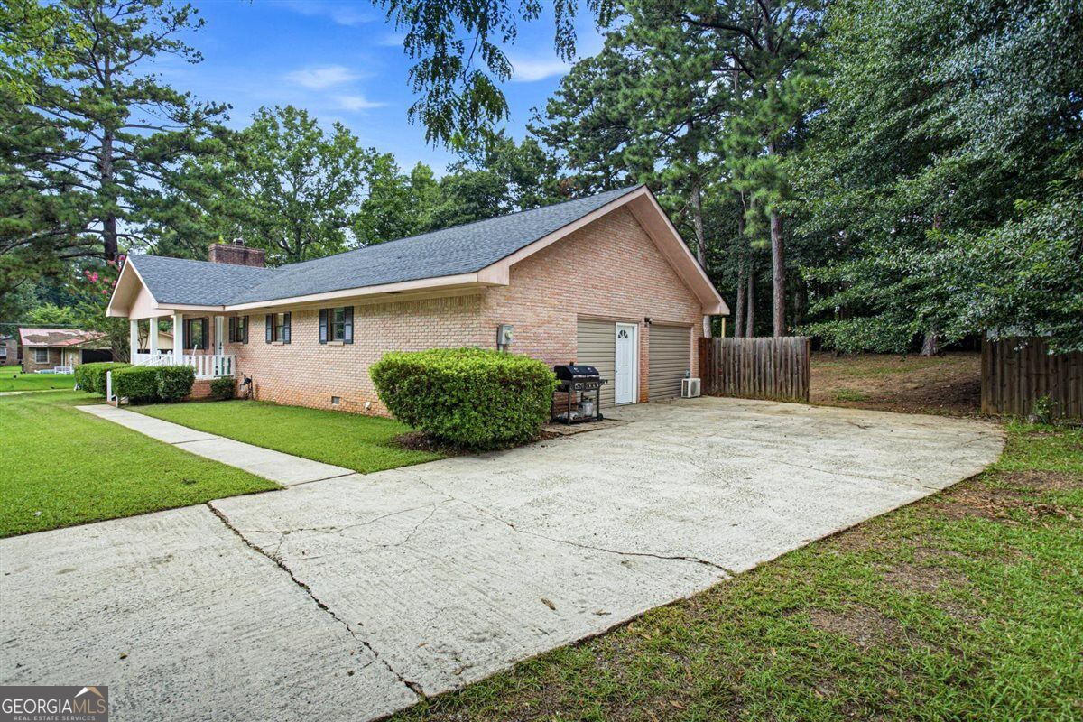 773 Sweetbriar Circle Property Photo 27
