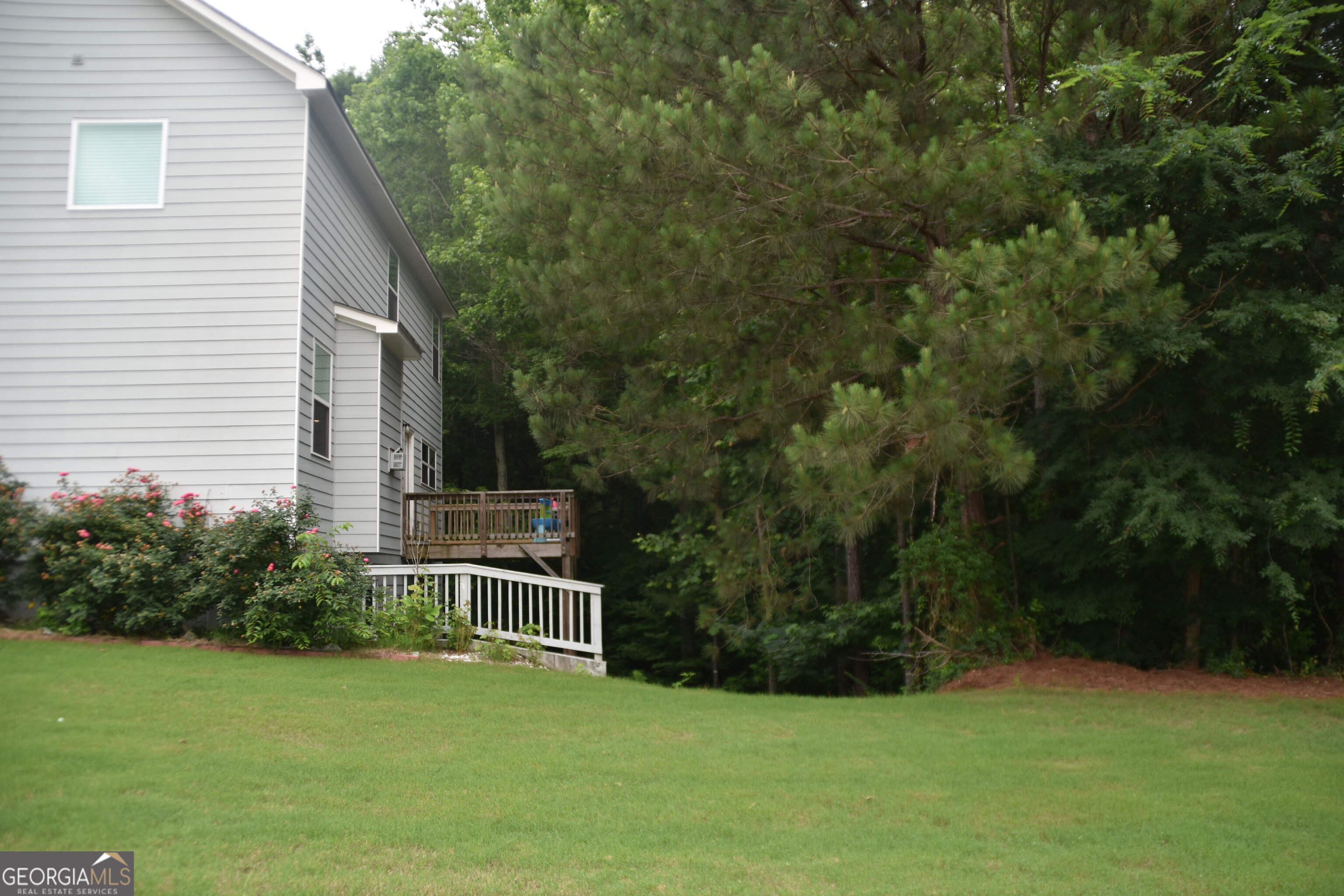 200 Mirage Drive Property Photo 13