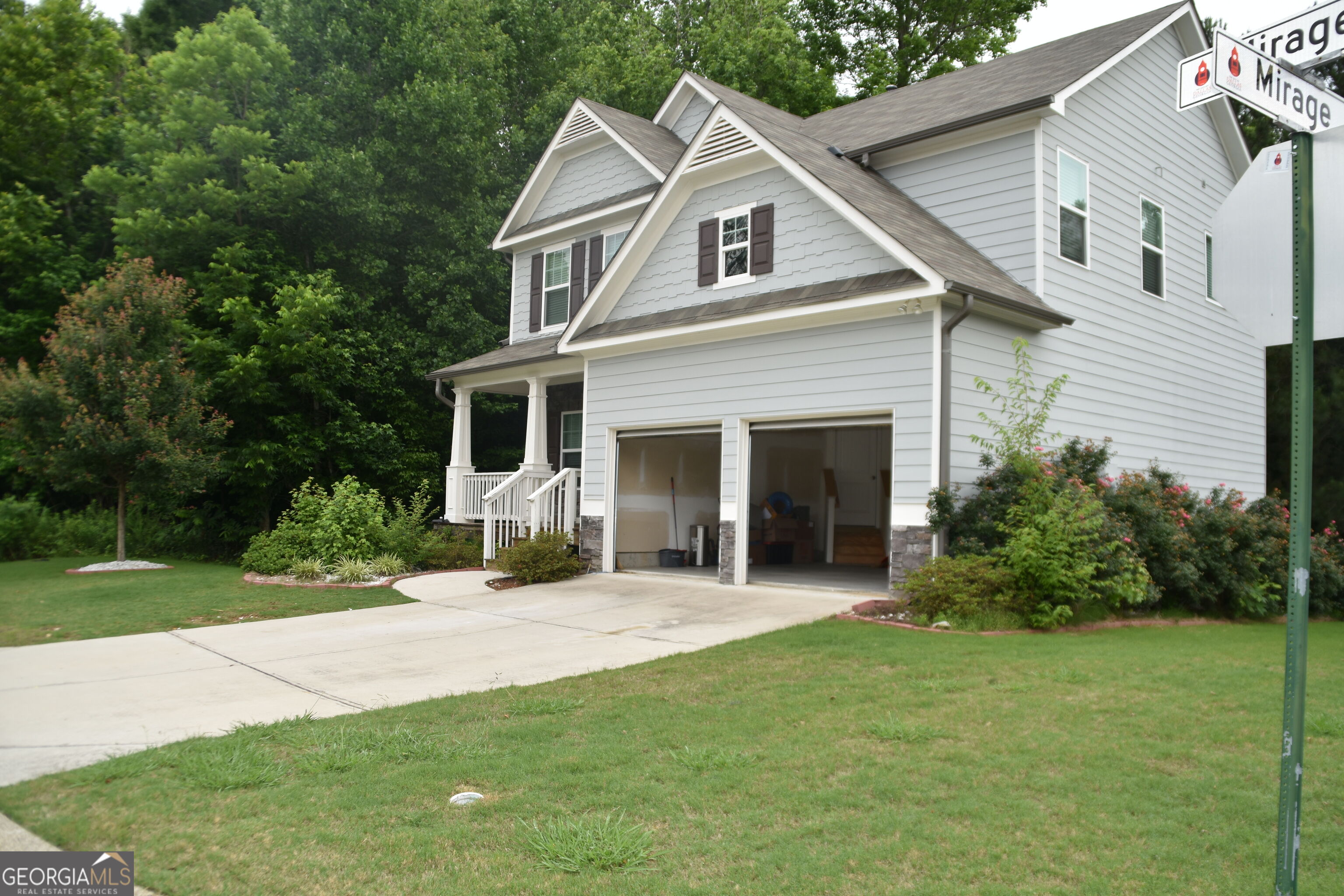 200 Mirage Drive Property Photo 14