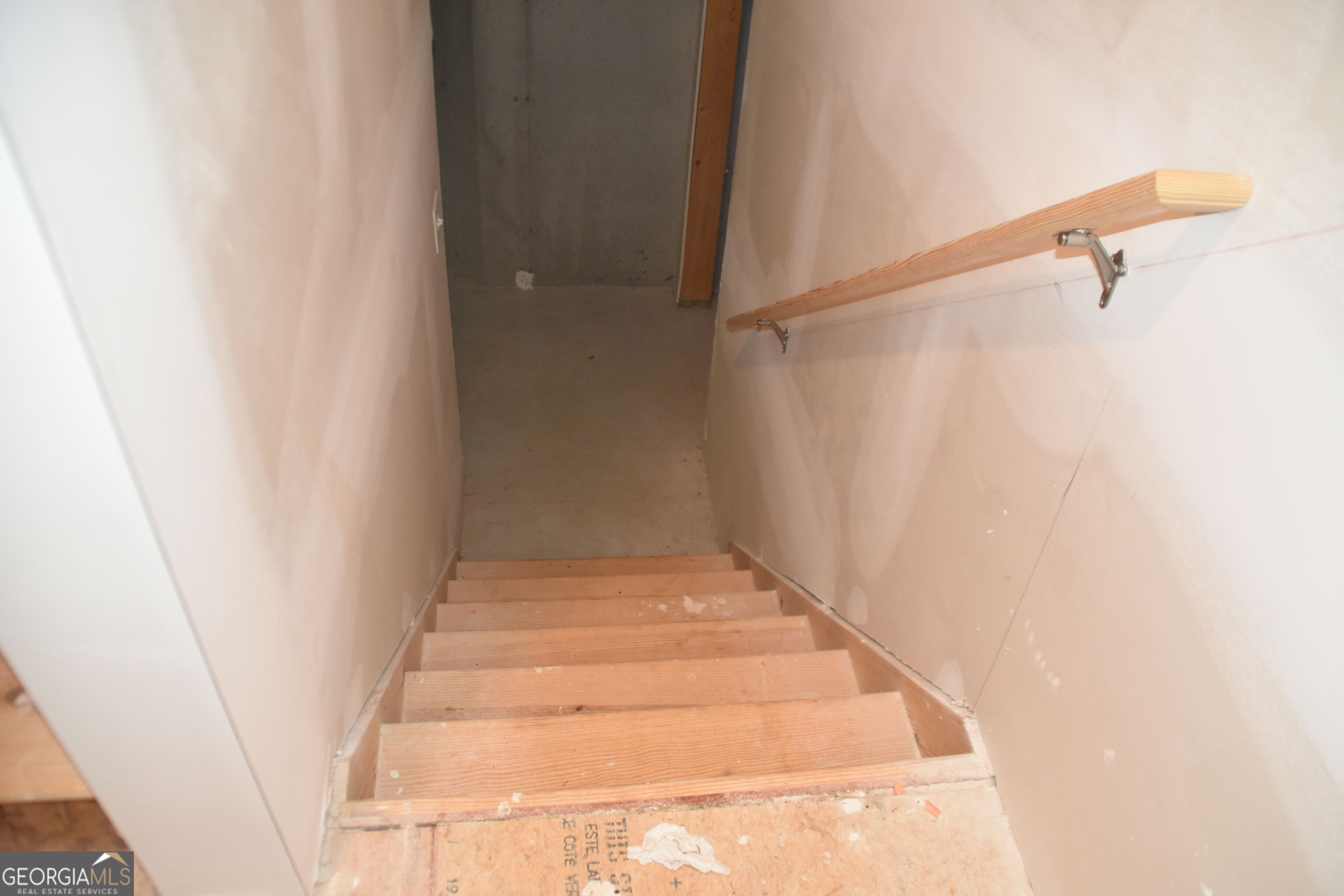 200 Mirage Drive Property Photo 25