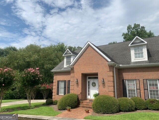 112 Covington Place Property Photo 1