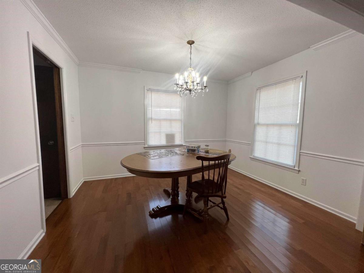 548 Athens Street Property Photo 15