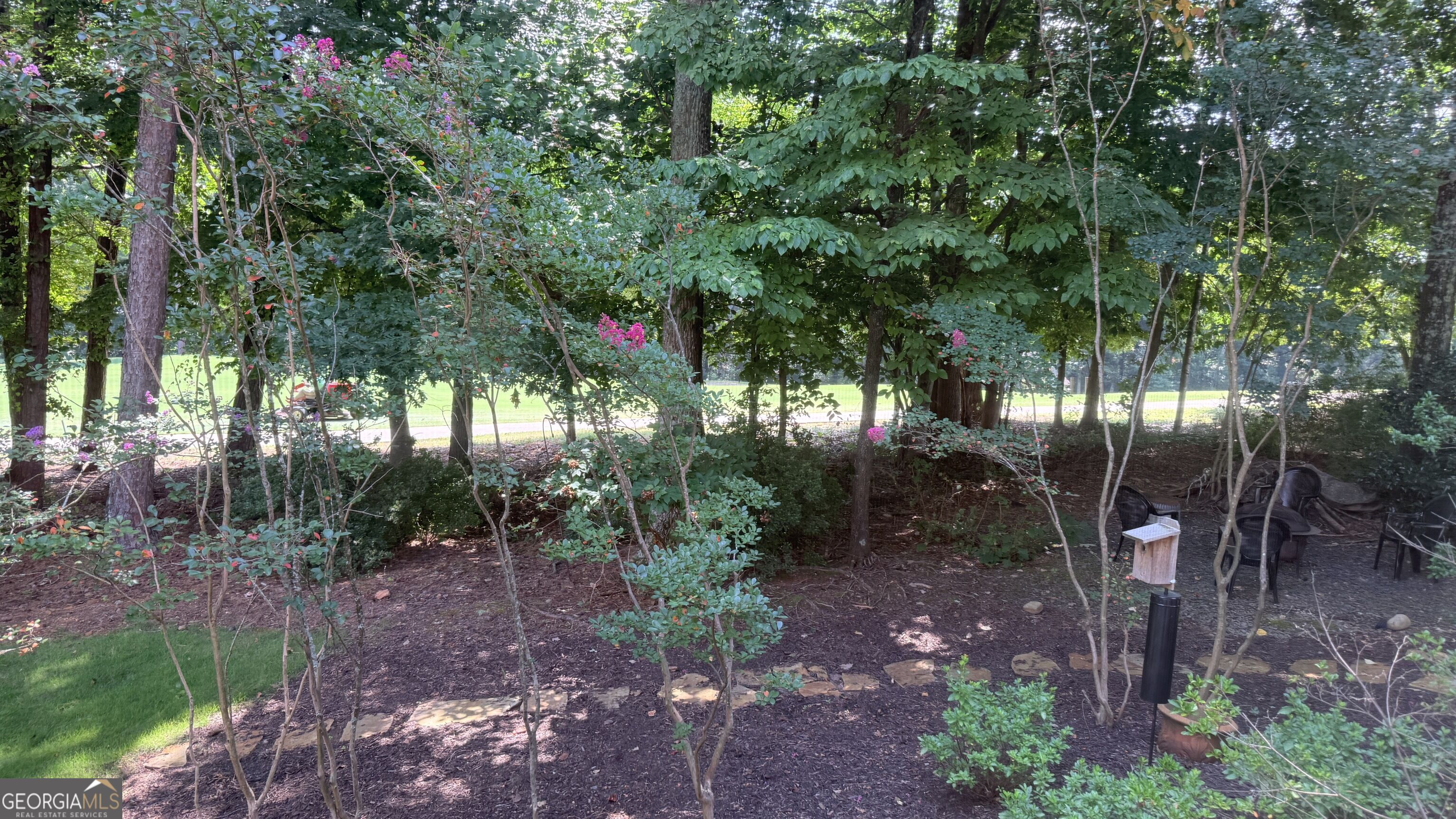 5570 Stoneleigh Drive Property Photo 17