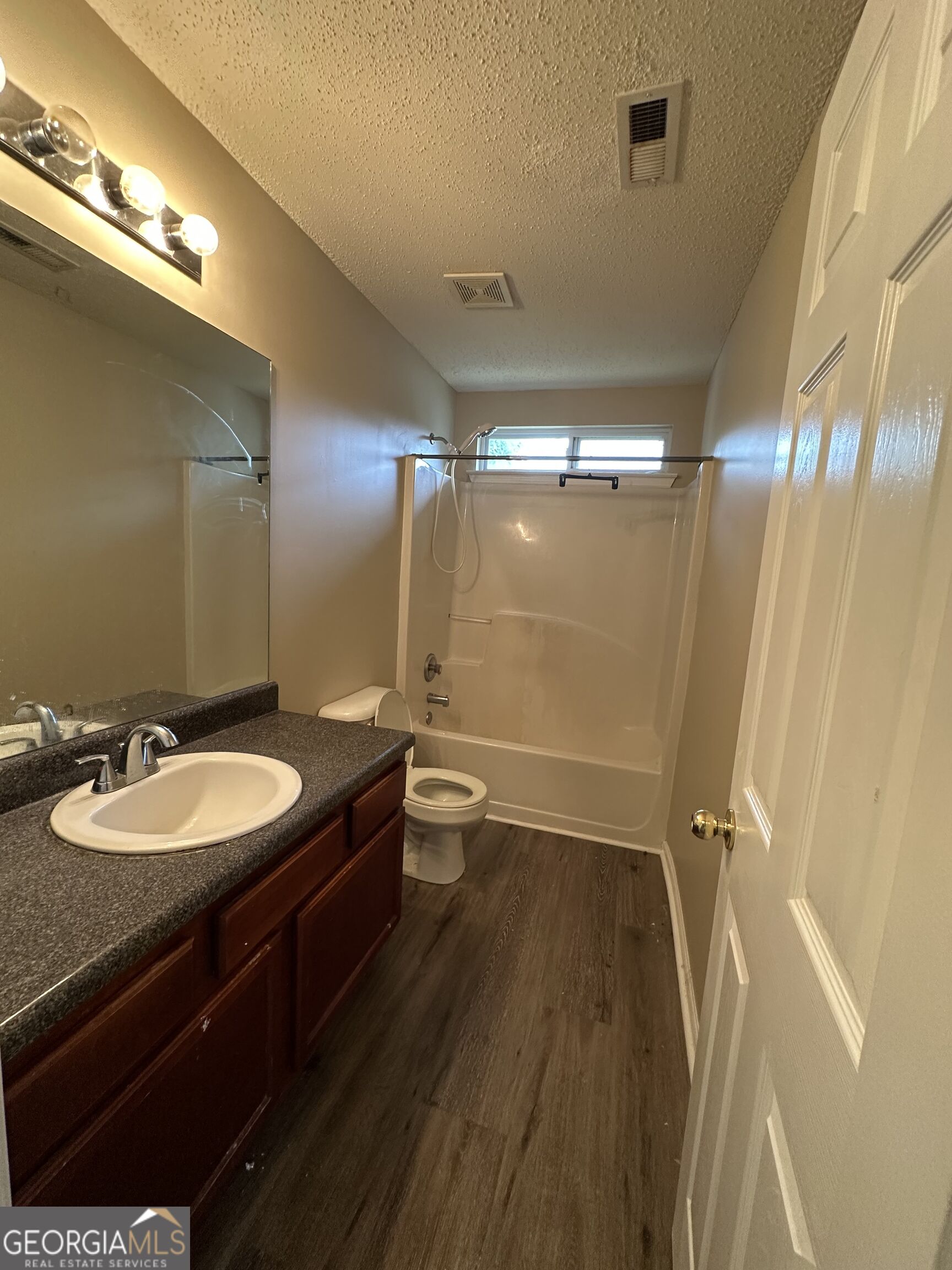 500 Jaclyn Circle Property Photo 11