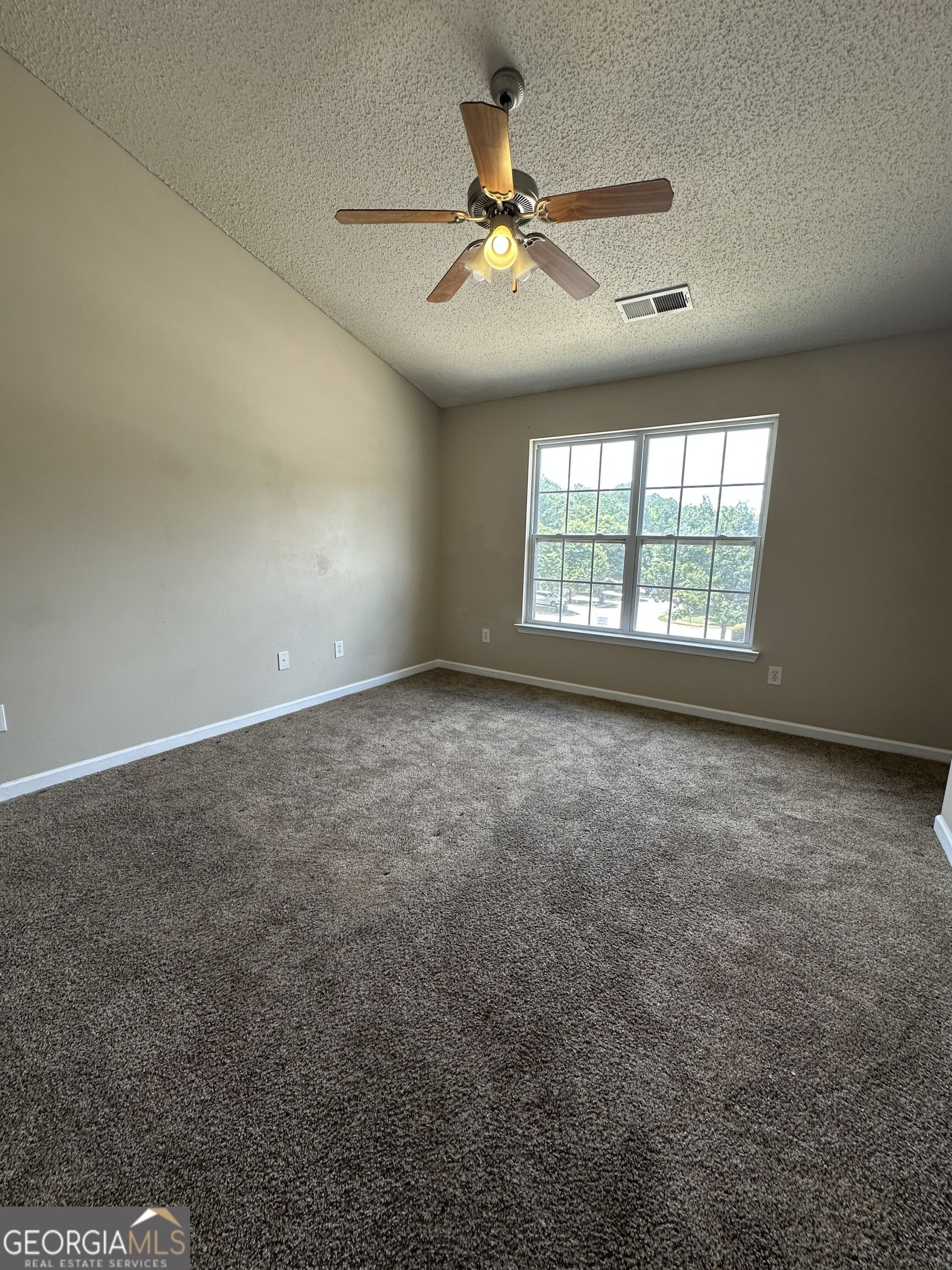 500 Jaclyn Circle Property Photo 13