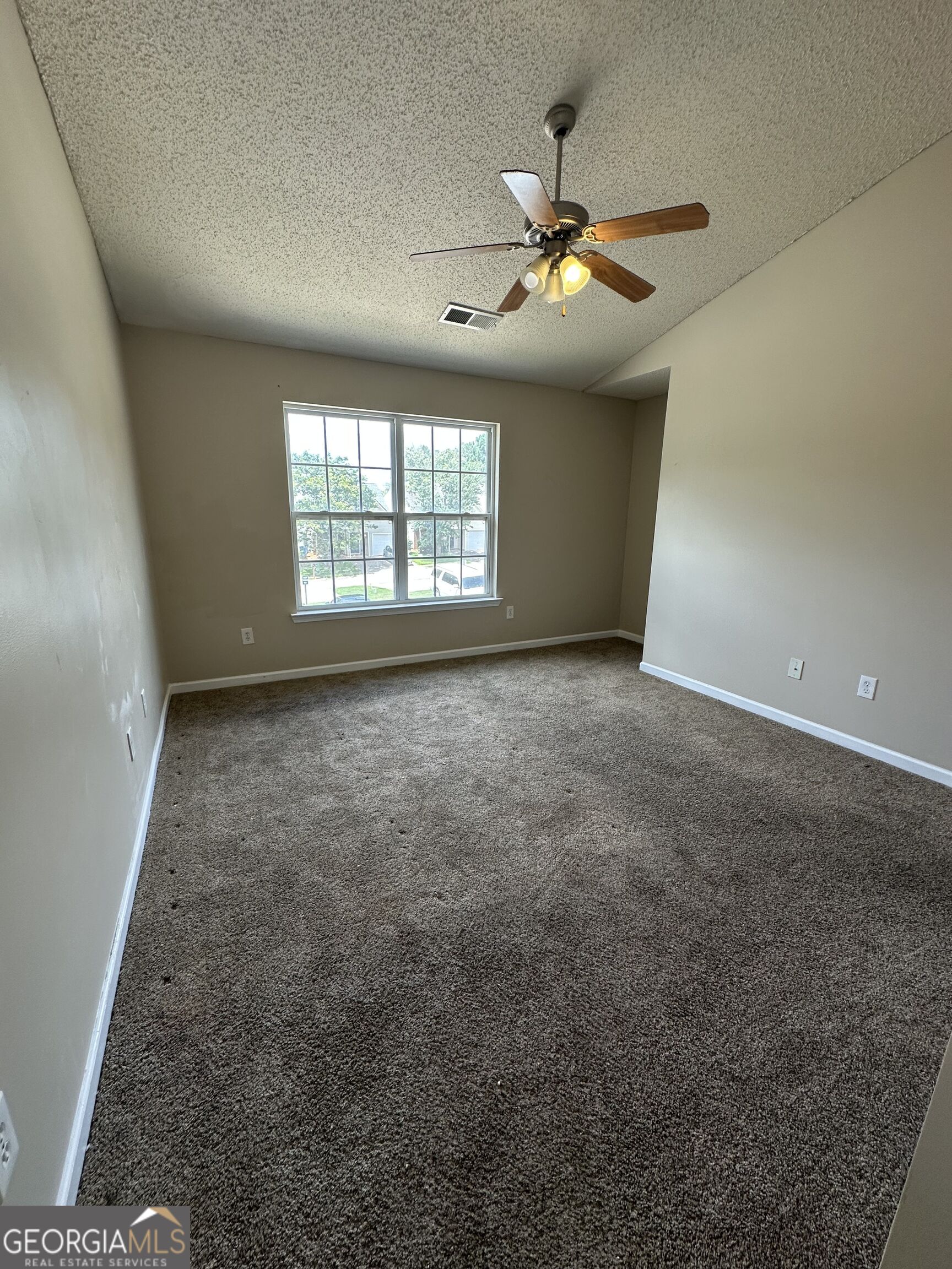 500 Jaclyn Circle Property Photo 14