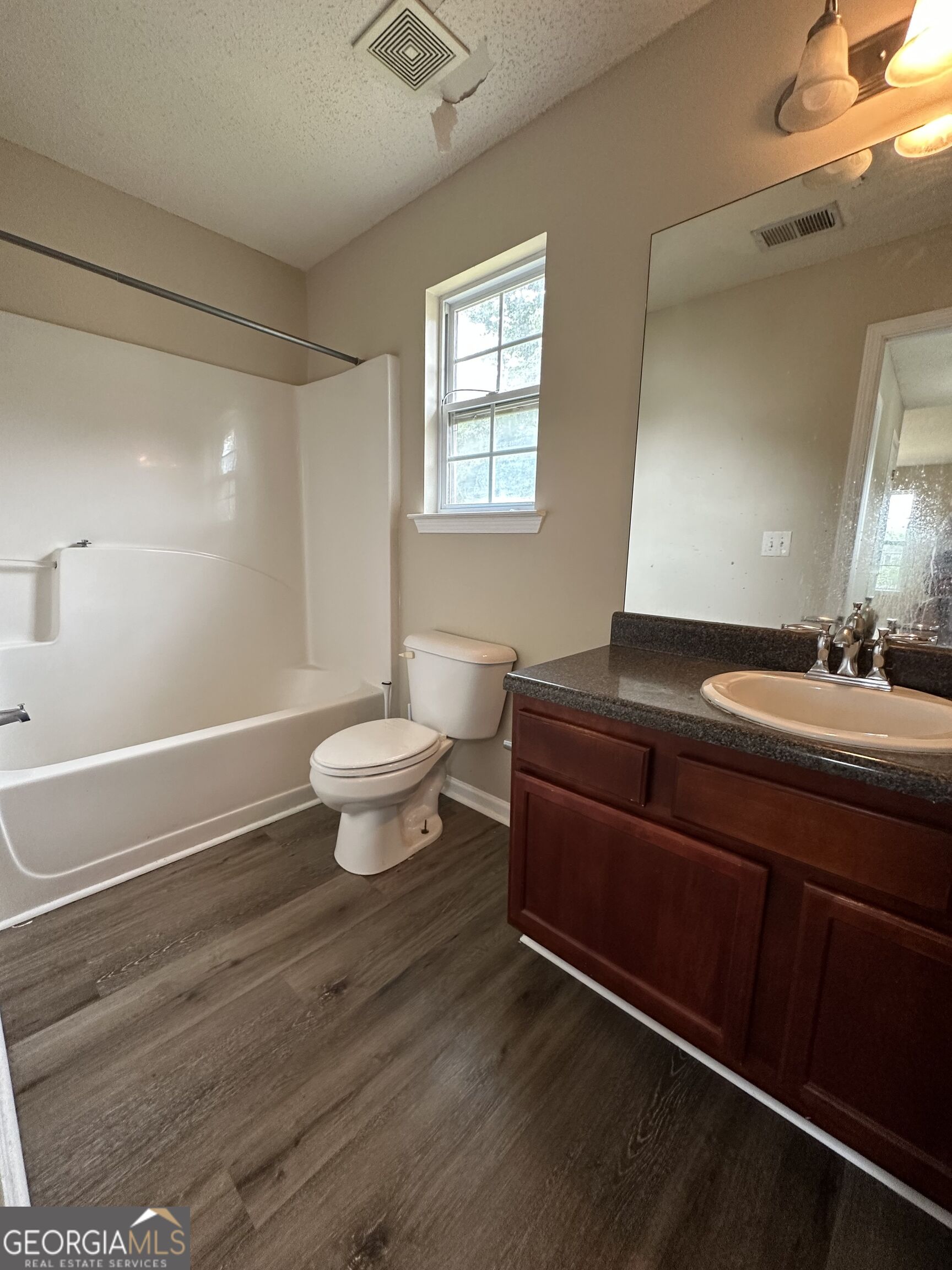 500 Jaclyn Circle Property Photo 18