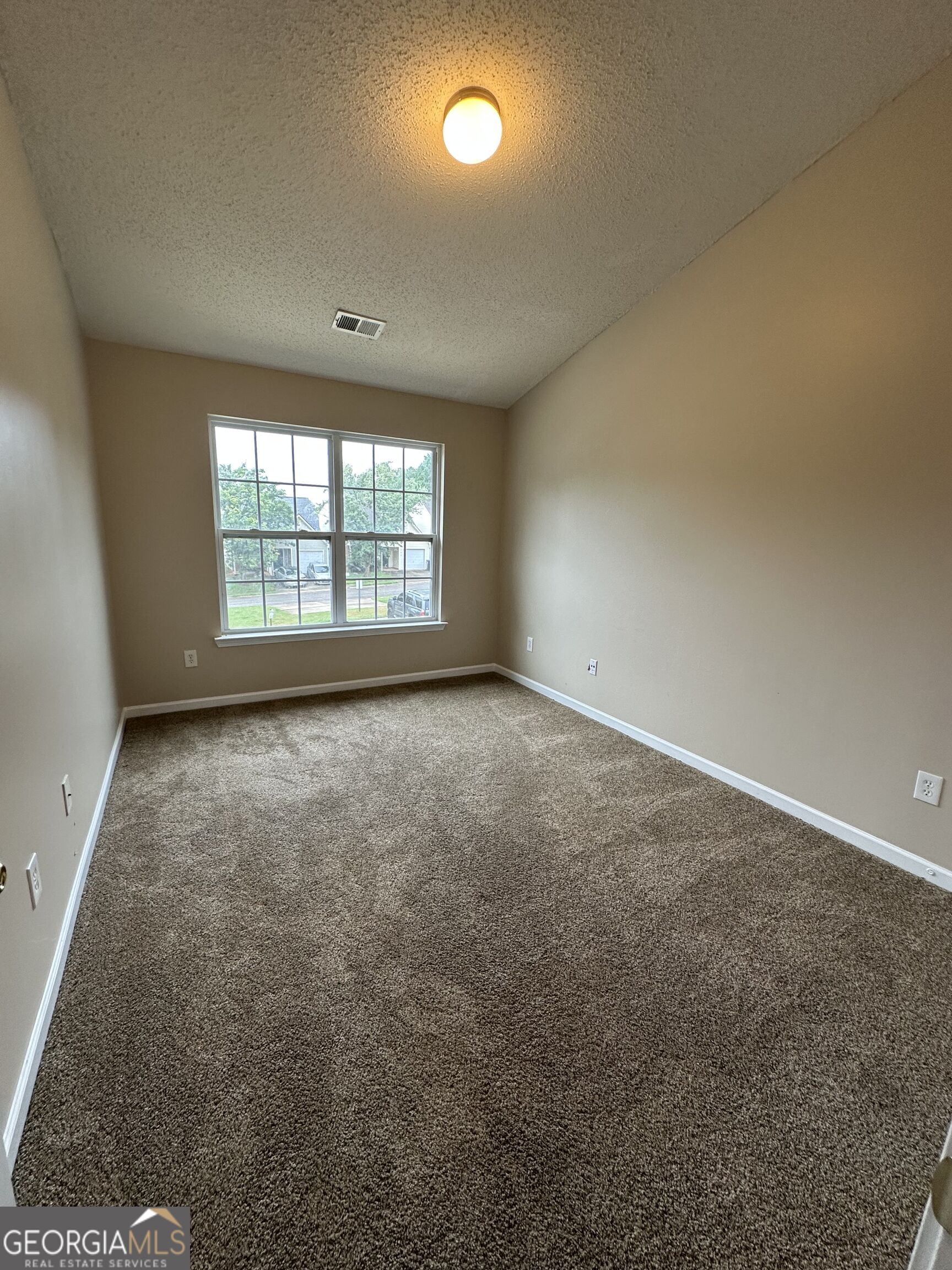 500 Jaclyn Circle Property Photo 20
