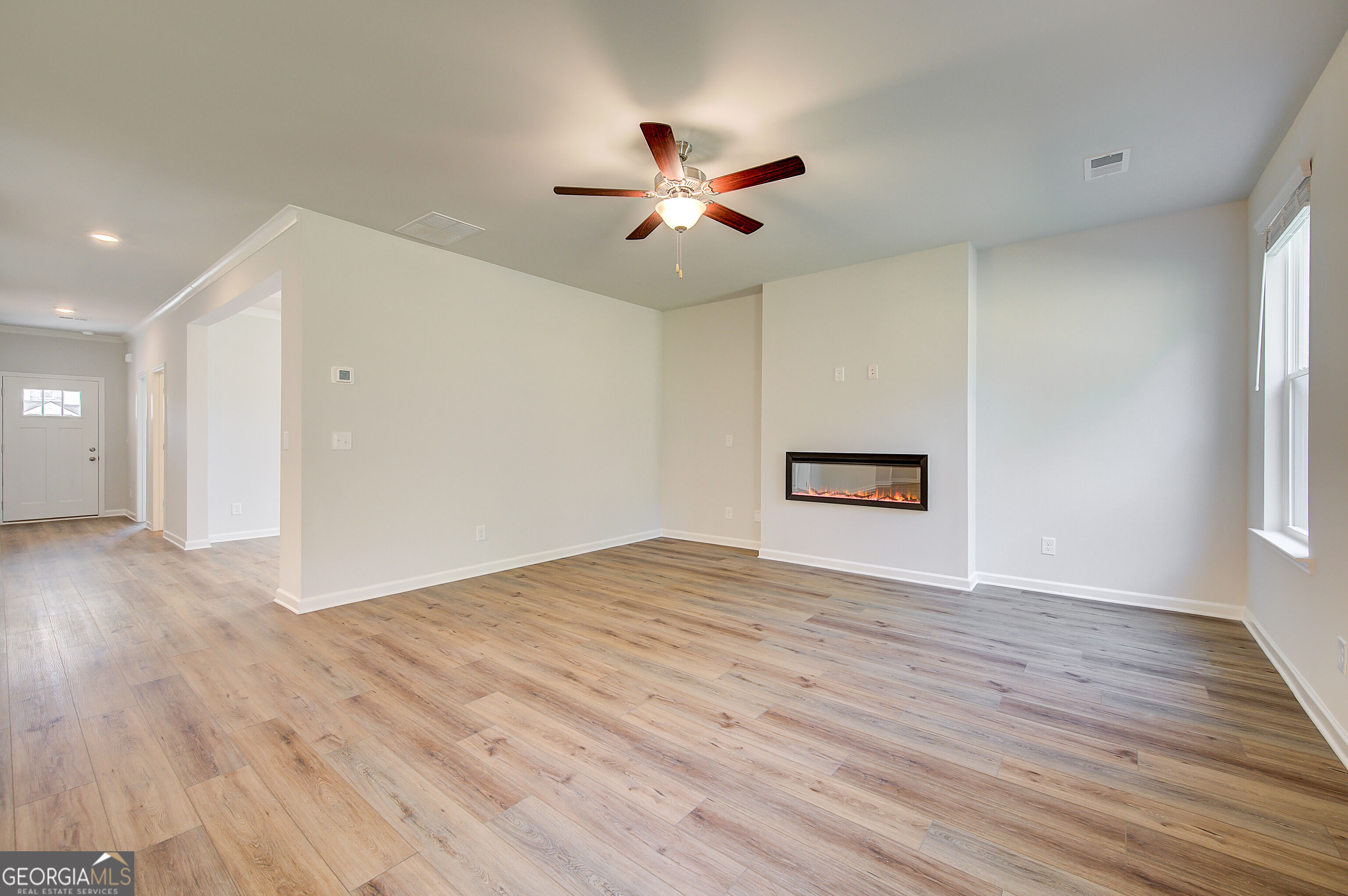 672 Leafy Branch Way Property Photo 8