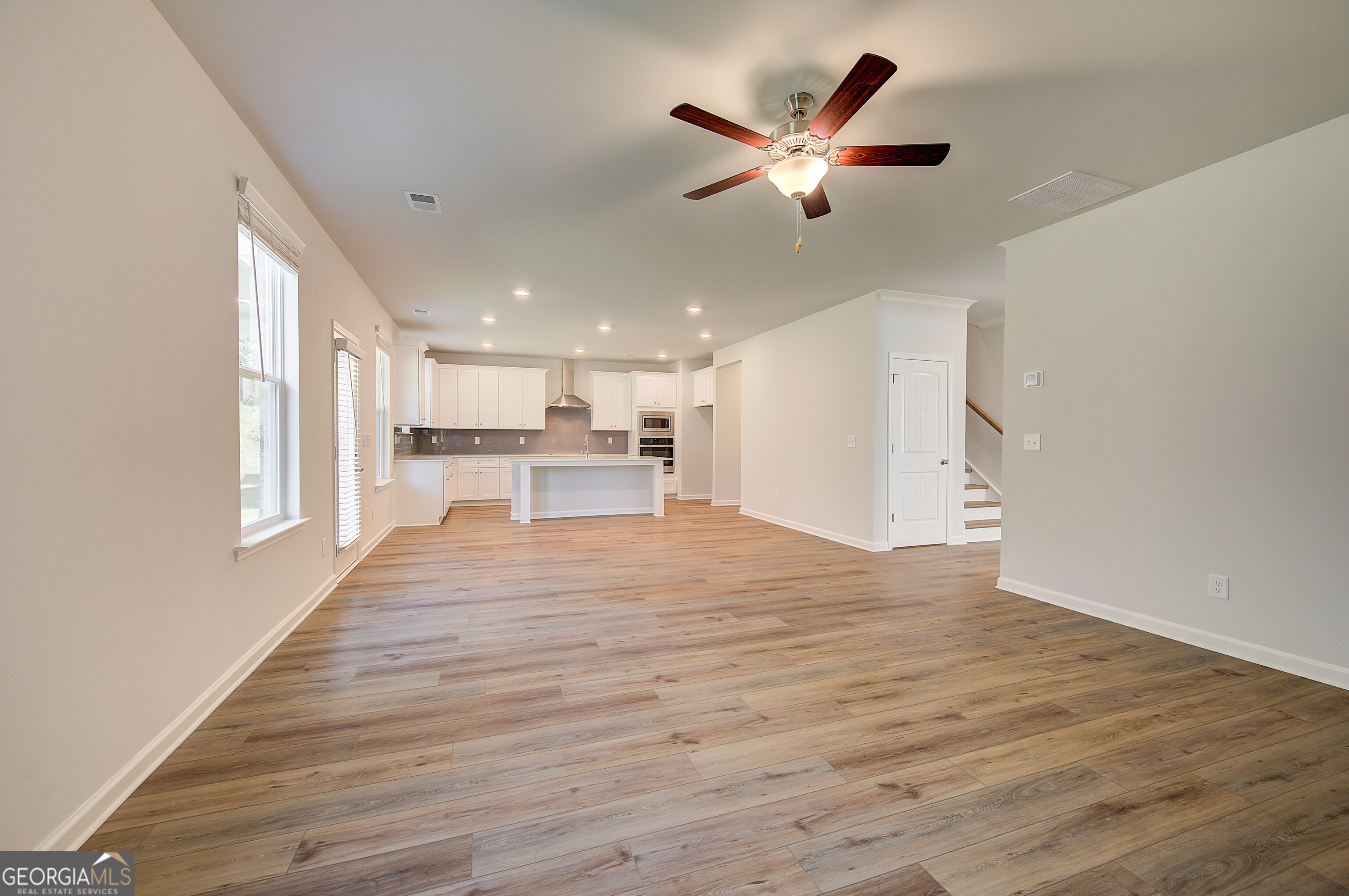 672 Leafy Branch Way Property Photo 10