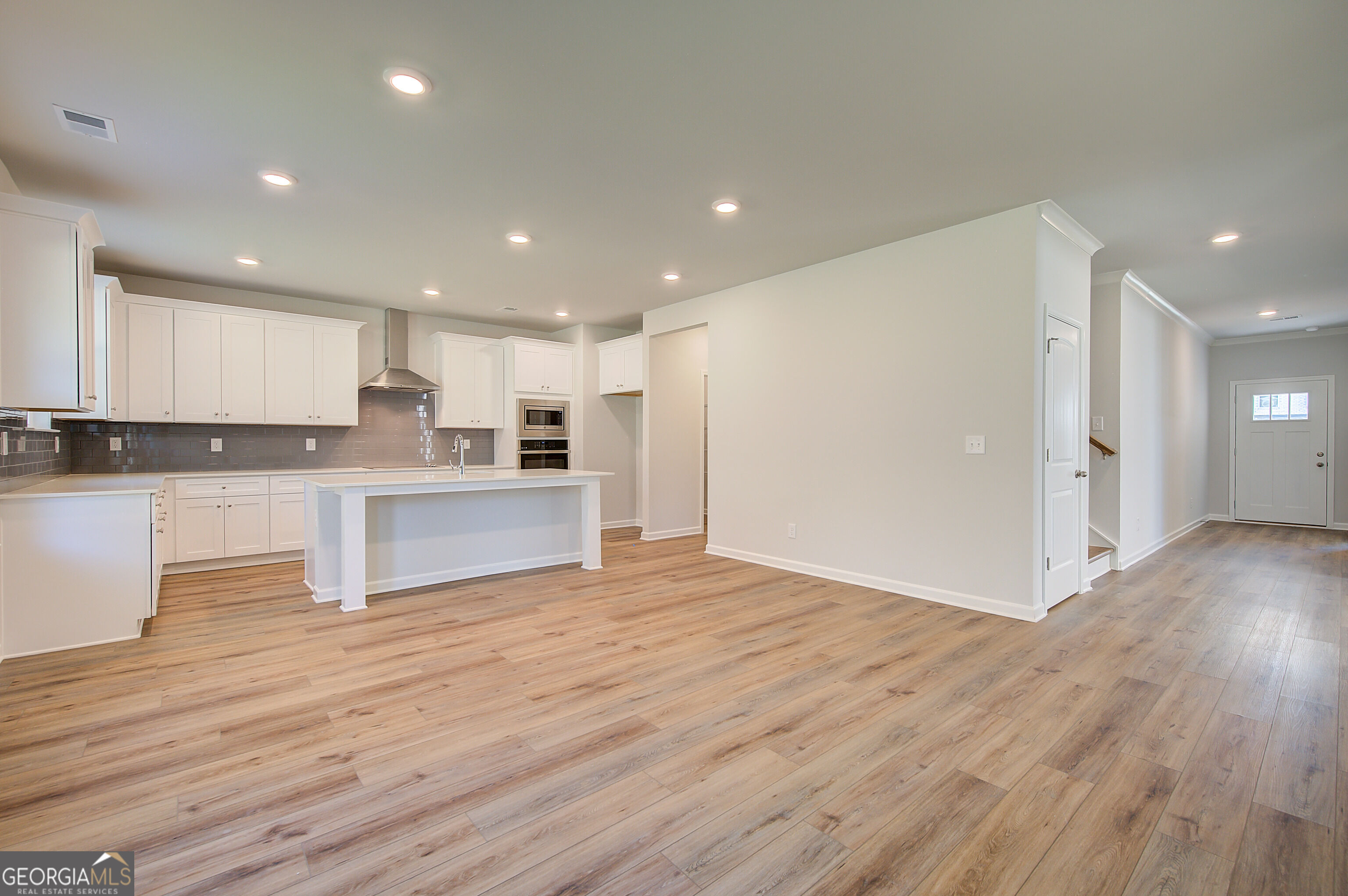 672 Leafy Branch Way Property Photo 12