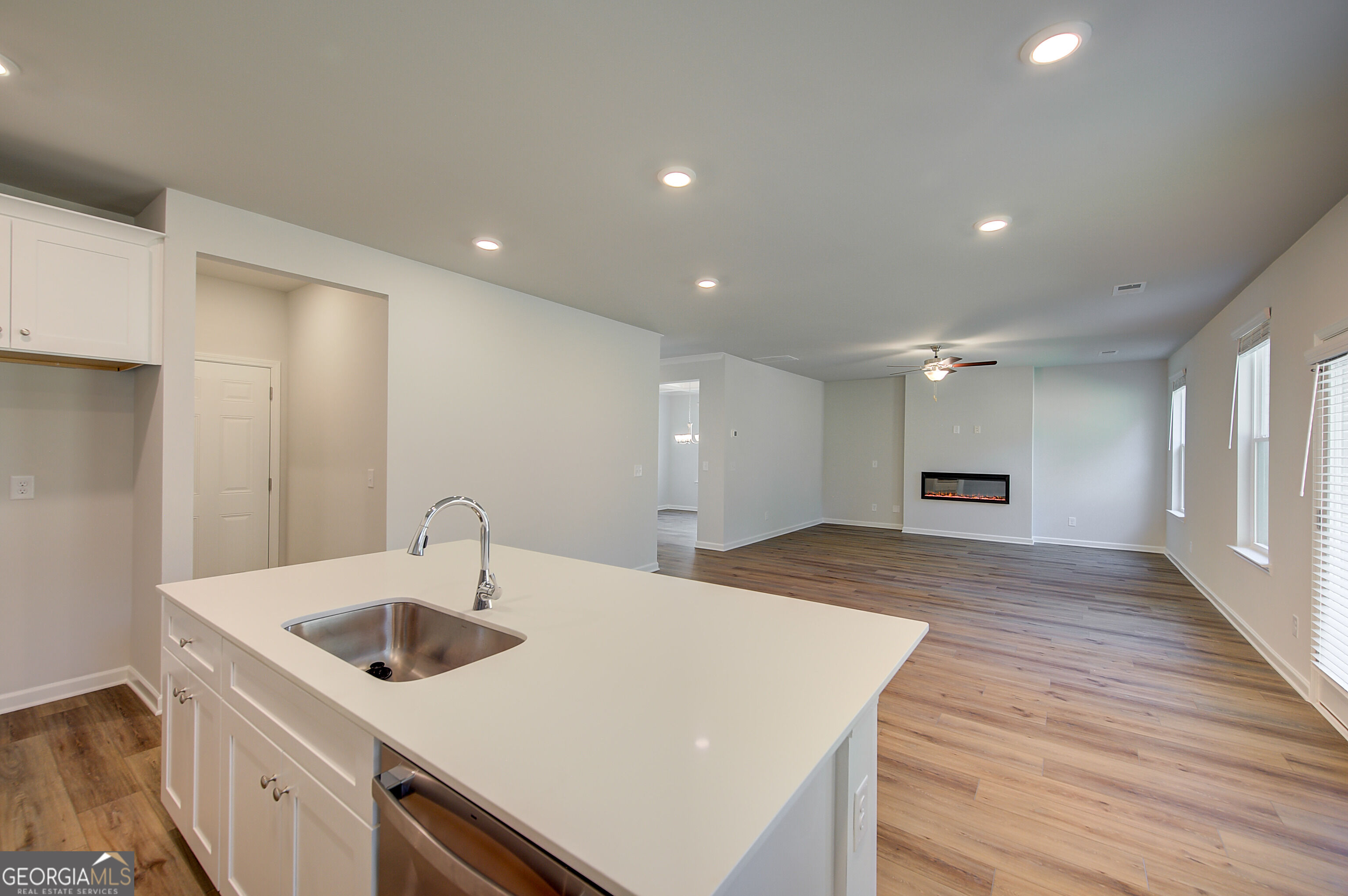 672 Leafy Branch Way Property Photo 17
