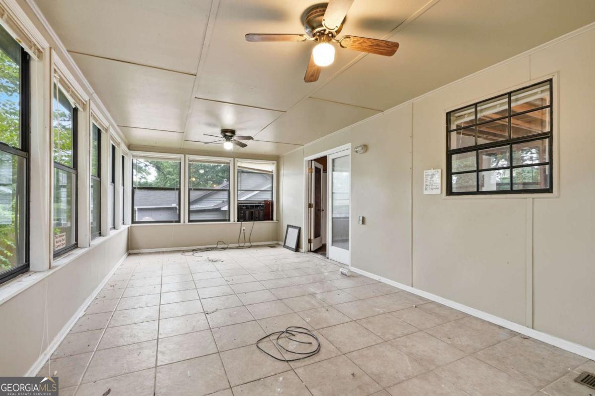 1135 Kristen Cove Property Photo 5