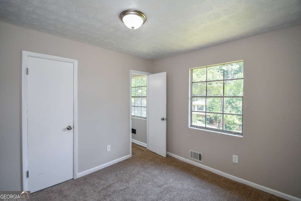 6473 Fleur De Lis Drive Property Photo 11
