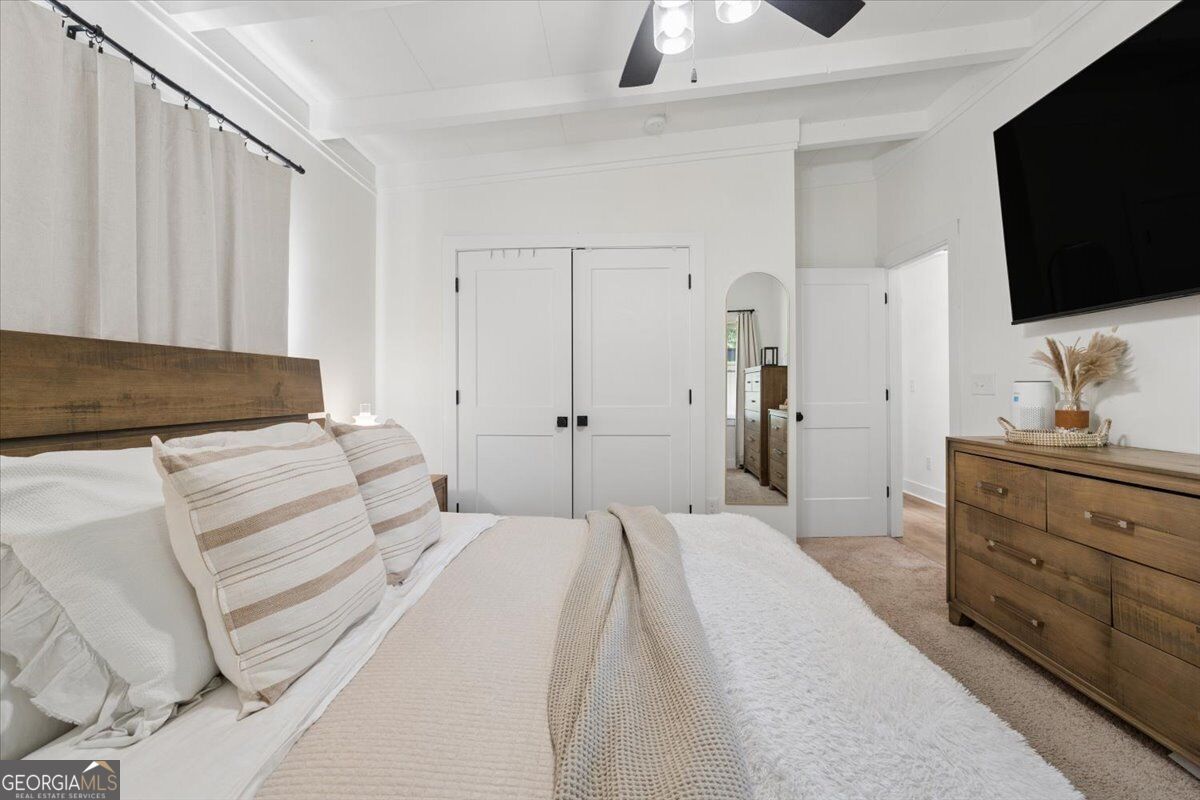 5201 Adams Street Ne Property Photo 15