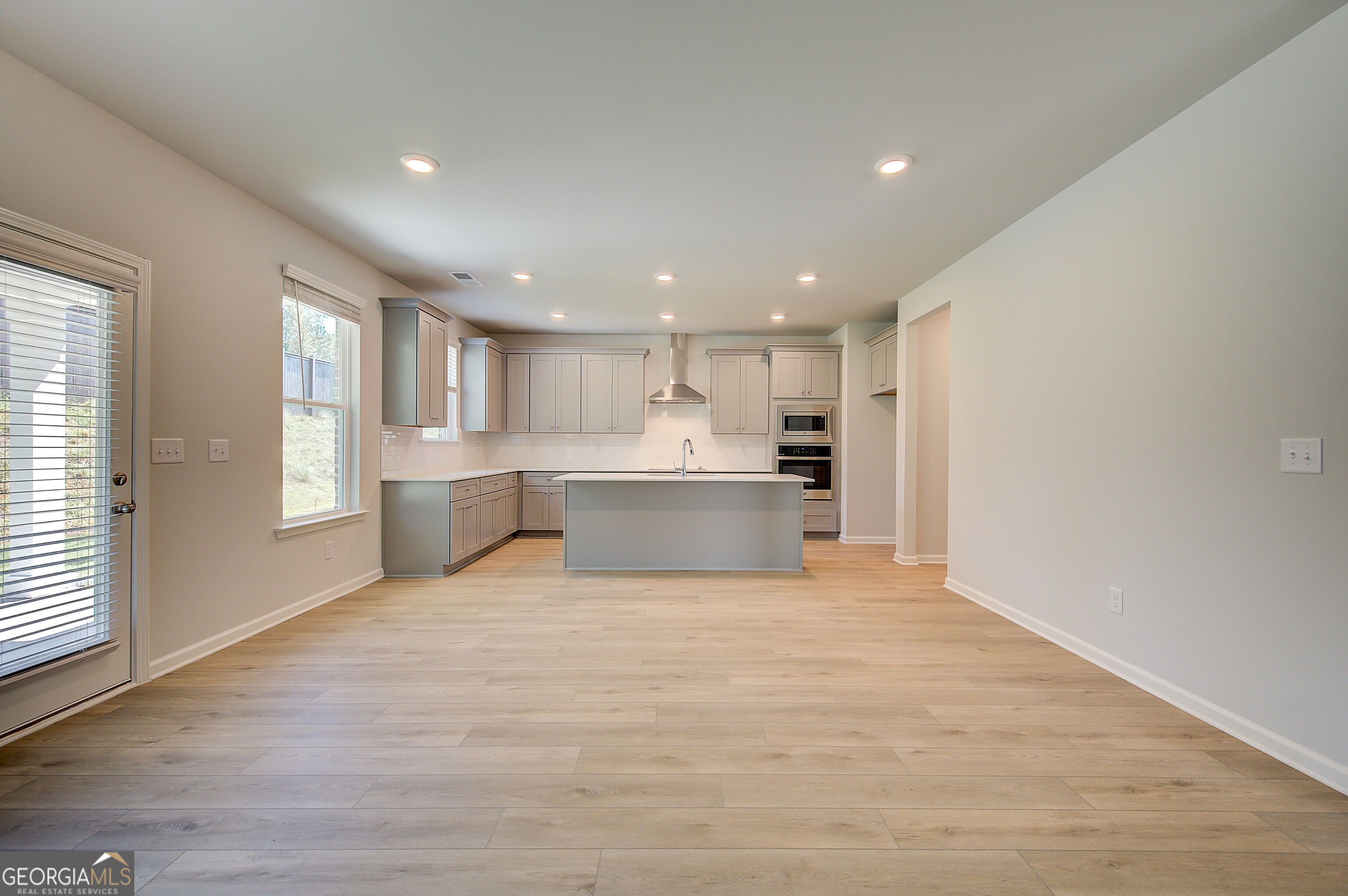 648 Leafy Branch Way Property Photo 13