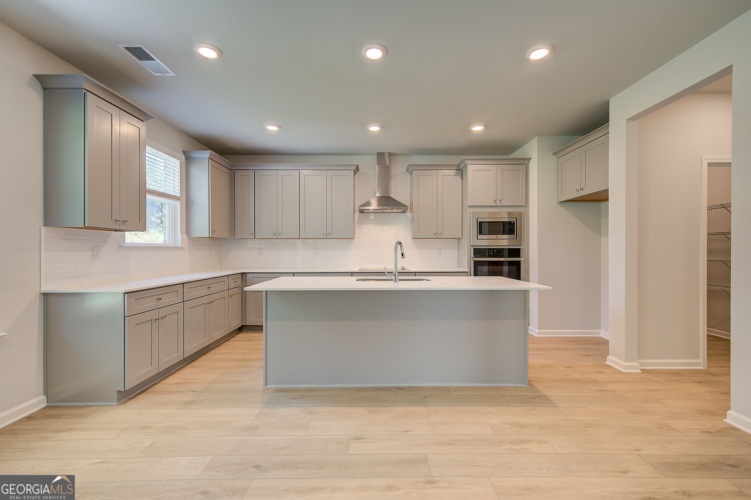 648 Leafy Branch Way Property Photo 15