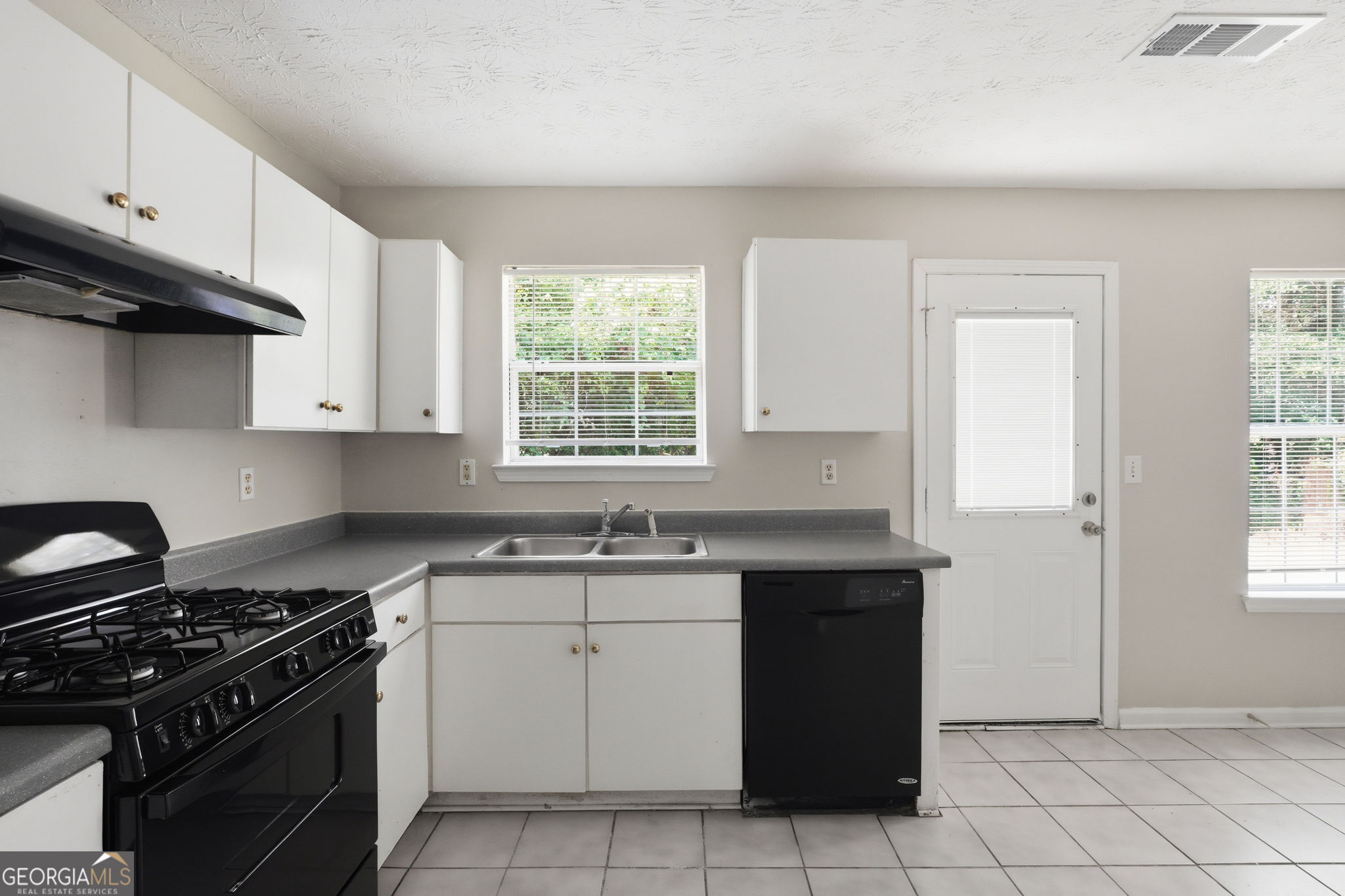 5816 Wellborn Creek Drive Property Photo 14