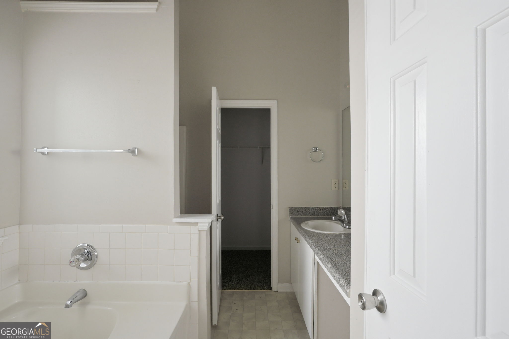 5816 Wellborn Creek Drive Property Photo 22