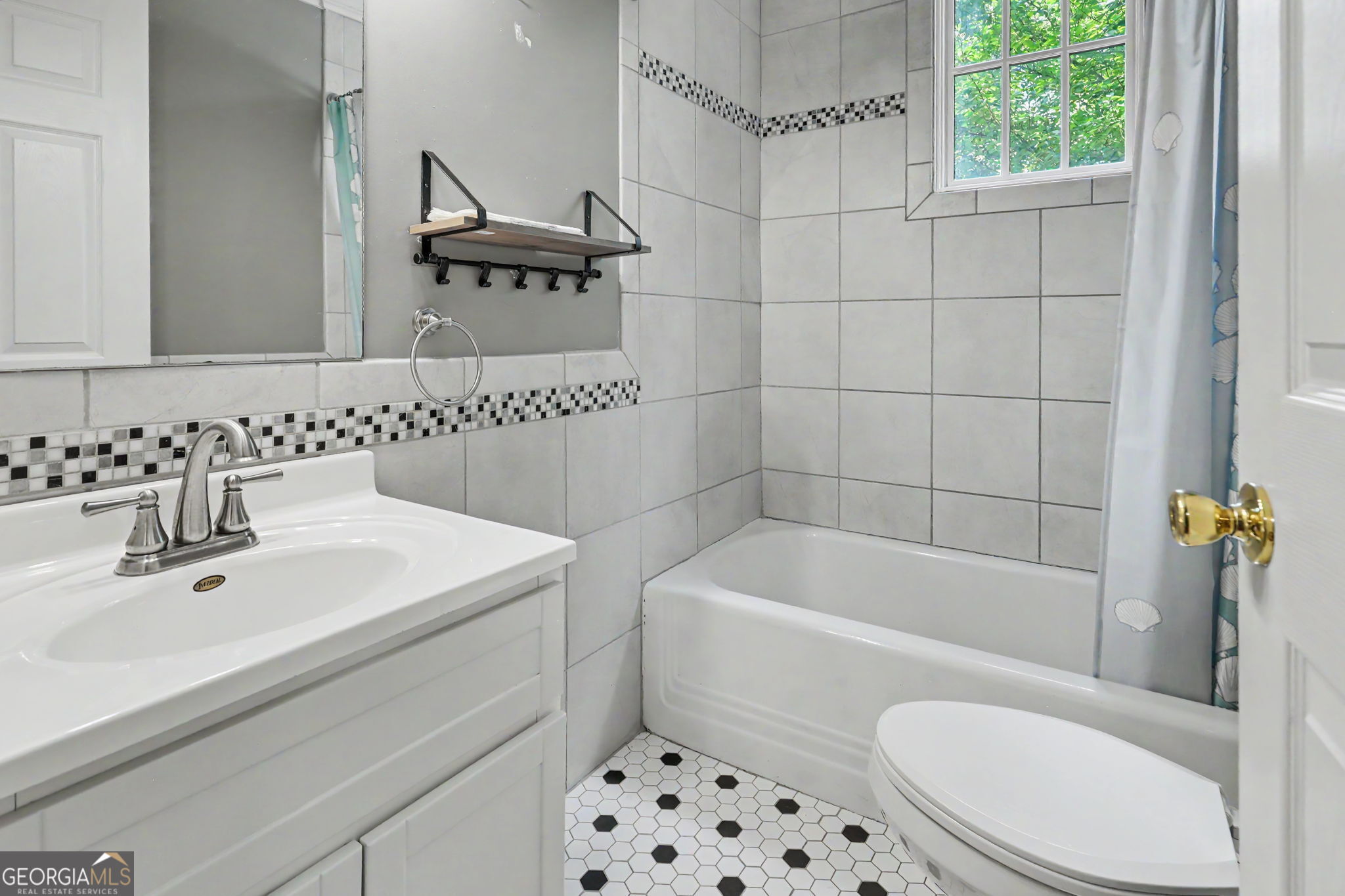 681 Old 441 S Property Photo 23