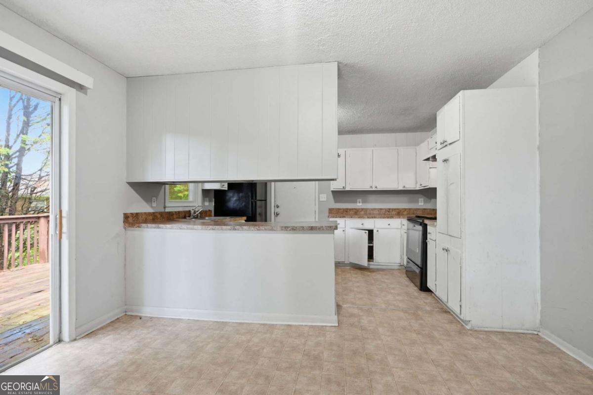 305 Mercer Drive Property Photo 7