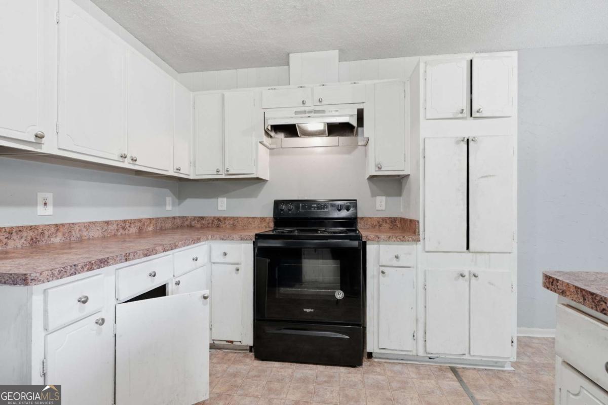 305 Mercer Drive Property Photo 9