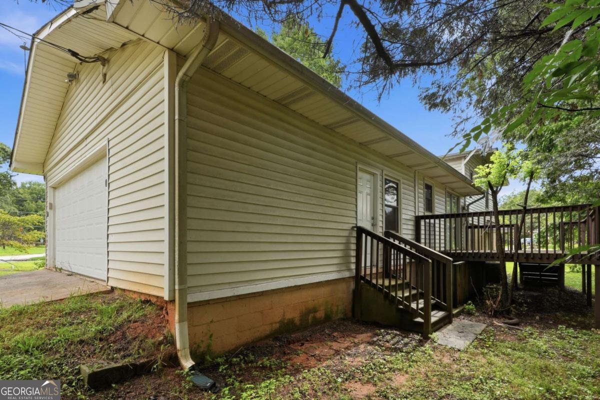 305 Mercer Drive Property Photo 32