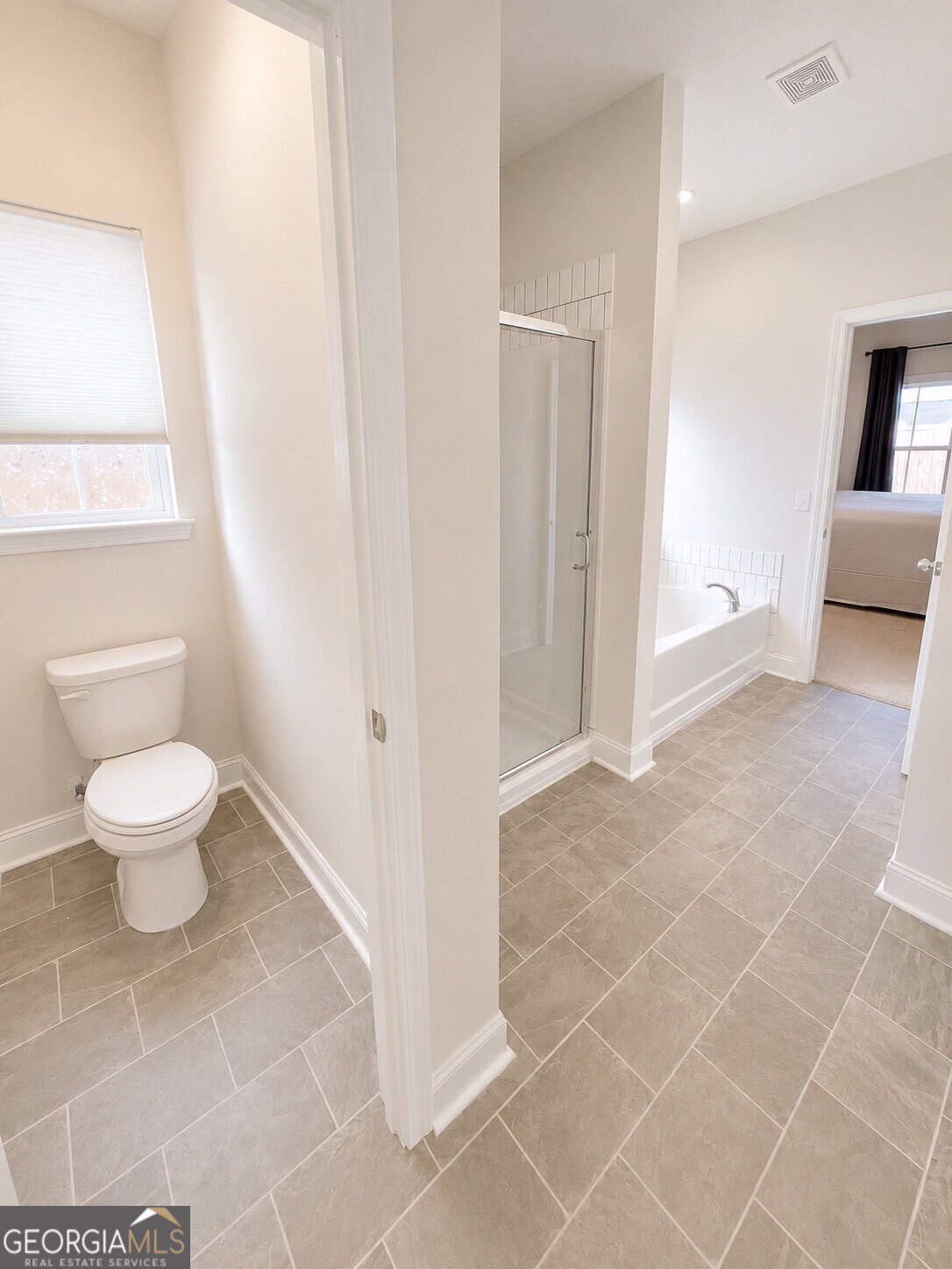 16 Forman Way Se Property Photo 8