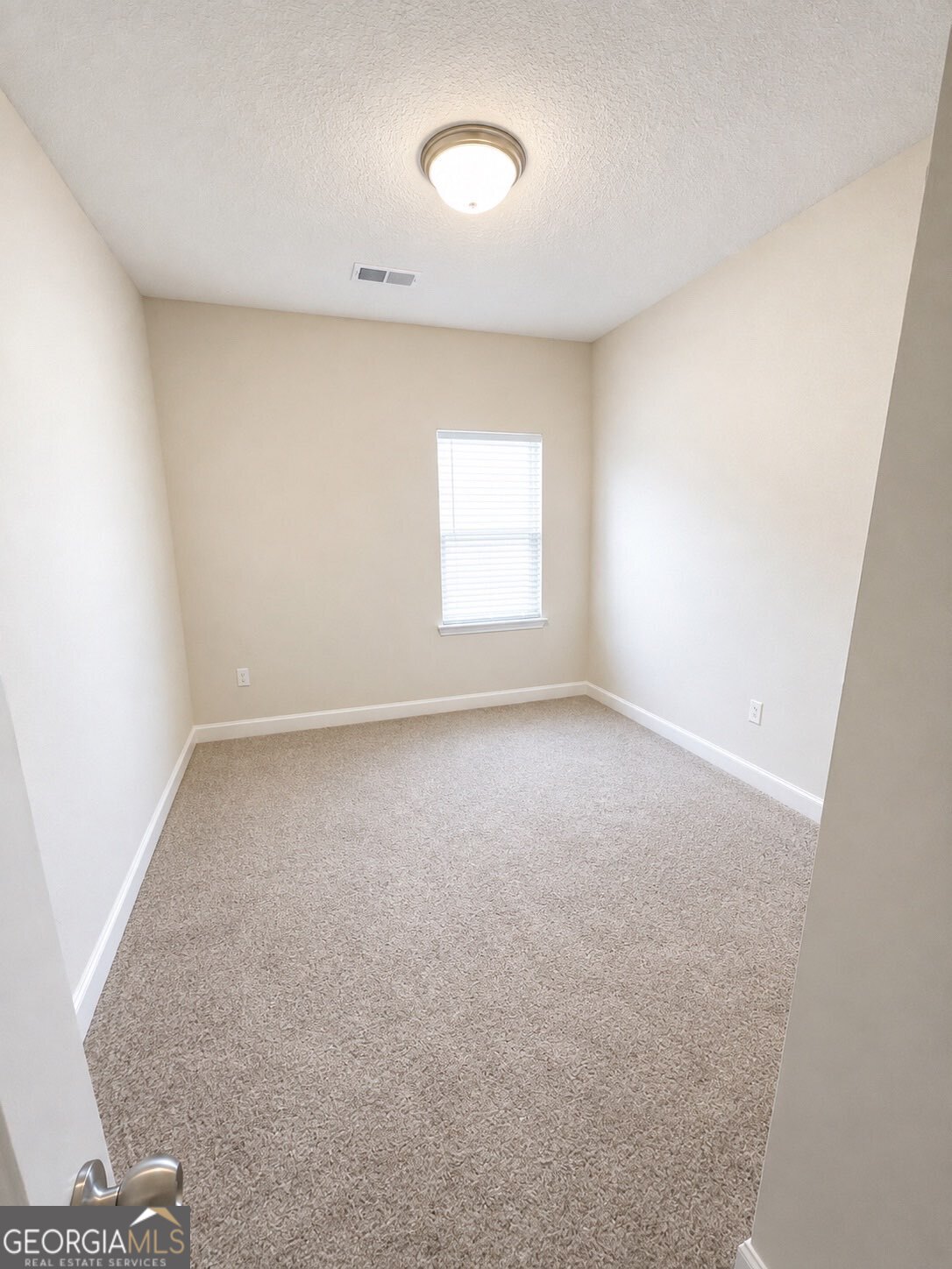 16 Forman Way Se Property Photo 12