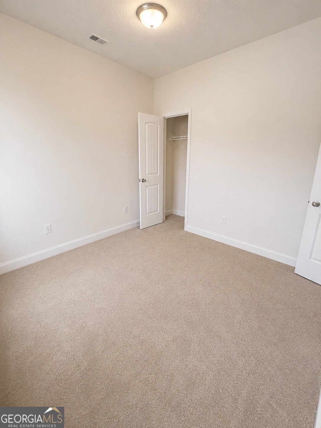 16 Forman Way Se Property Photo 15