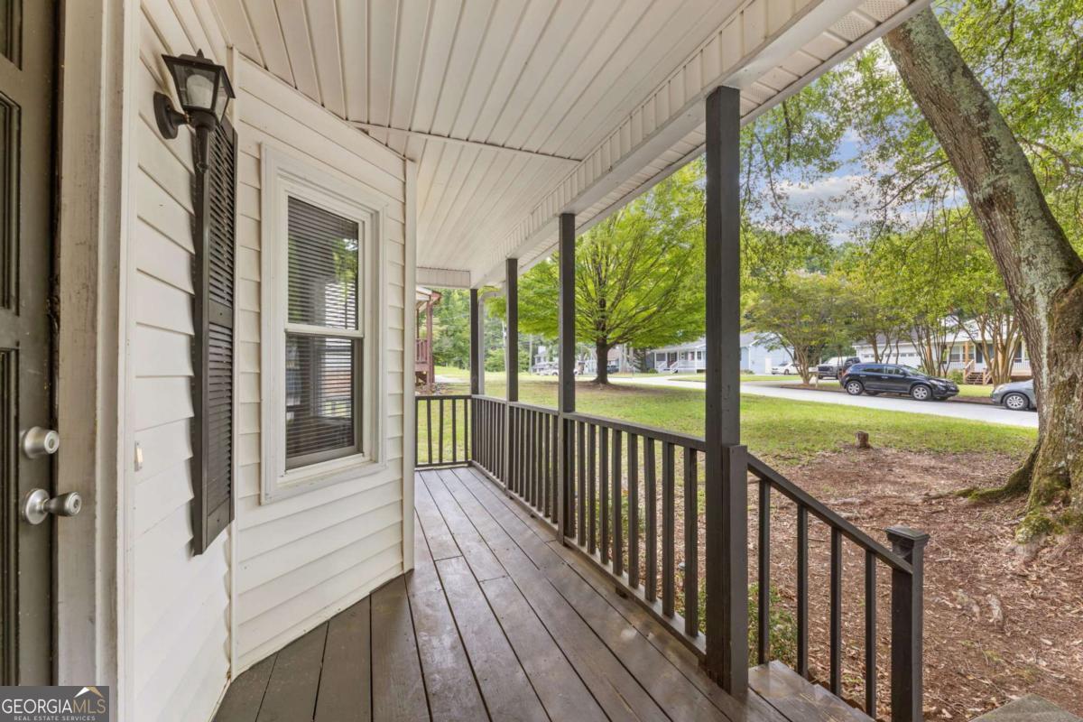 1731 Rose Garden Lane Property Photo 3