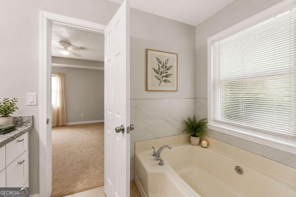 1731 Rose Garden Lane Property Photo 7