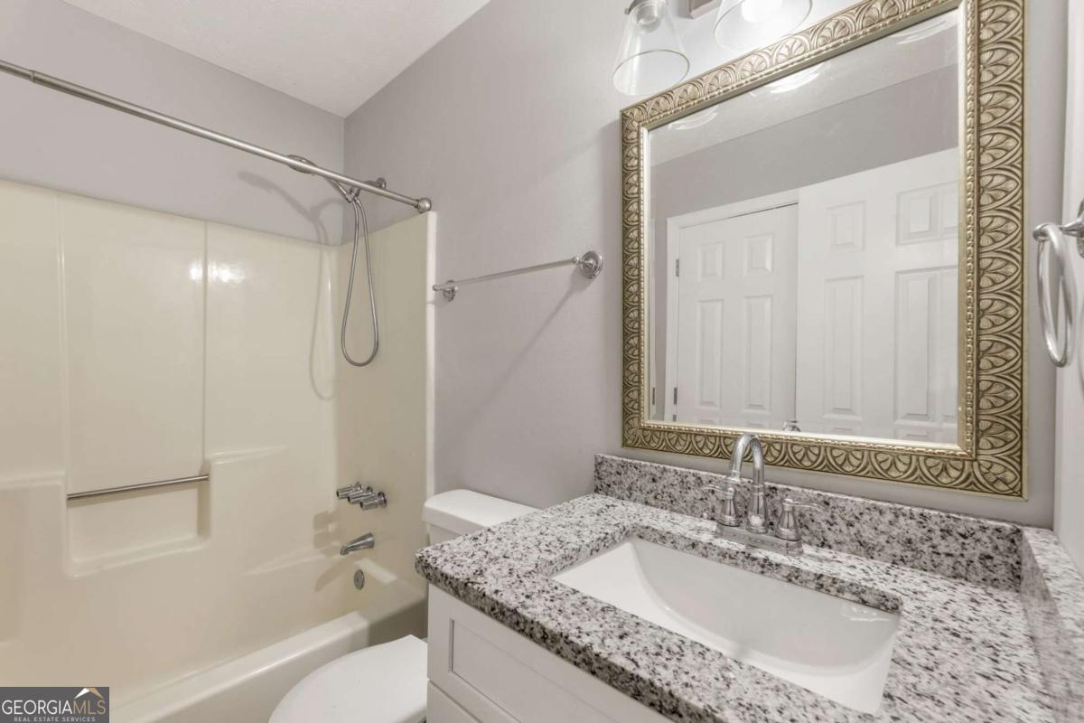 1731 Rose Garden Lane Property Photo 11