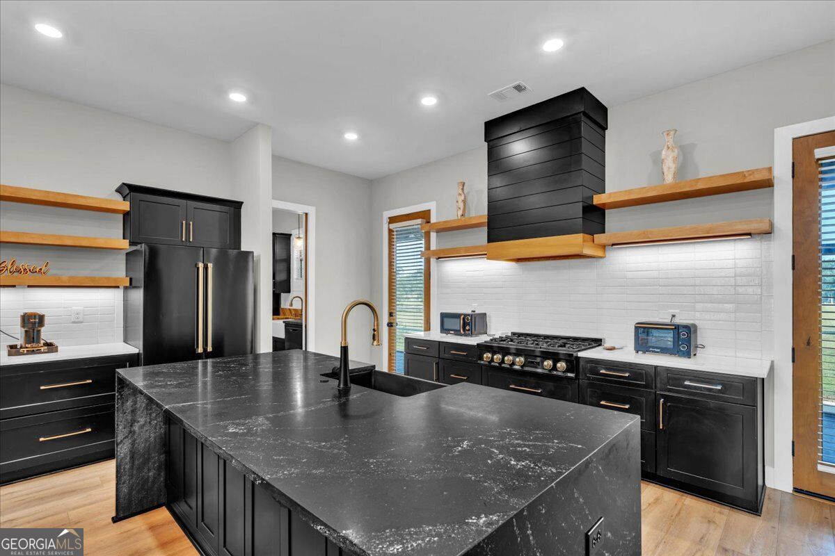 189 Gilbert Road Property Photo 14