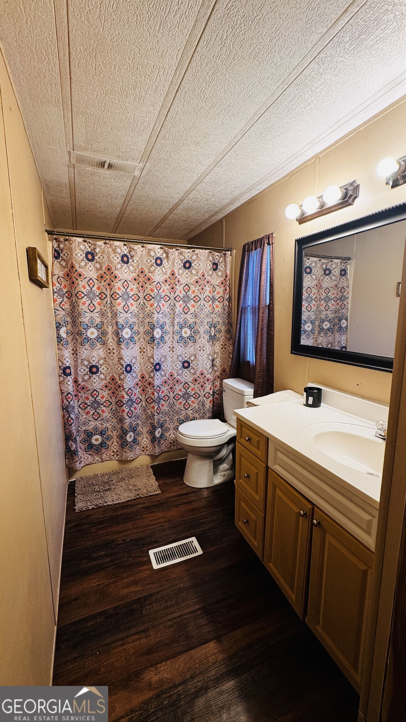 2479 Tellie Akins Road Property Photo 7