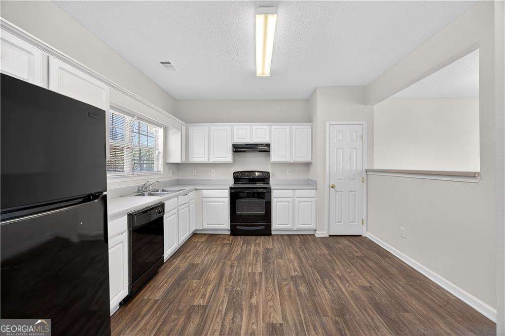 7614 Creekside Lane Property Photo 8