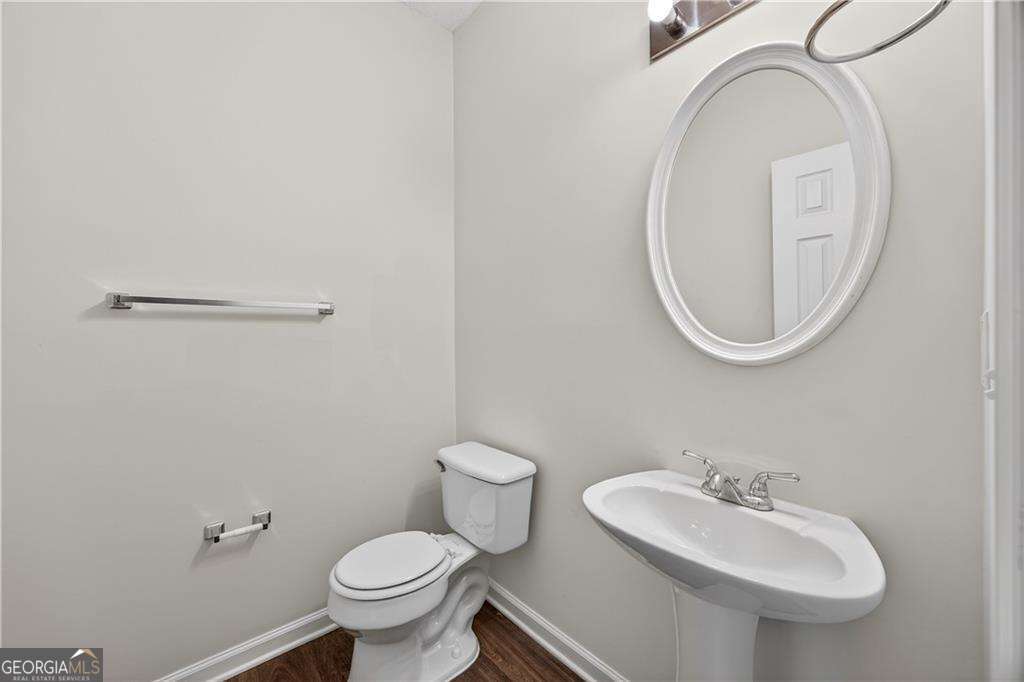 7614 Creekside Lane Property Photo 10