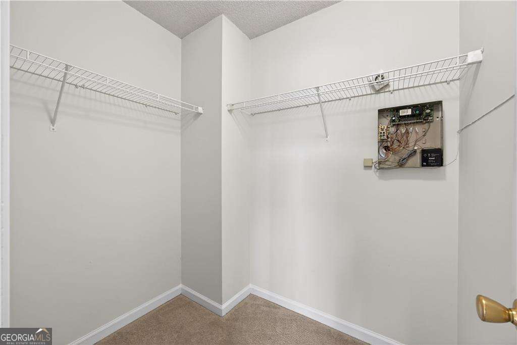 7614 Creekside Lane Property Photo 20