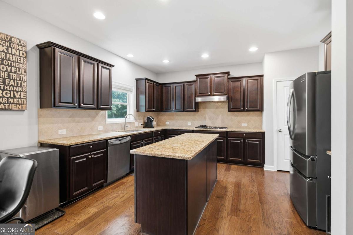 4449 Redan Court Property Photo 10
