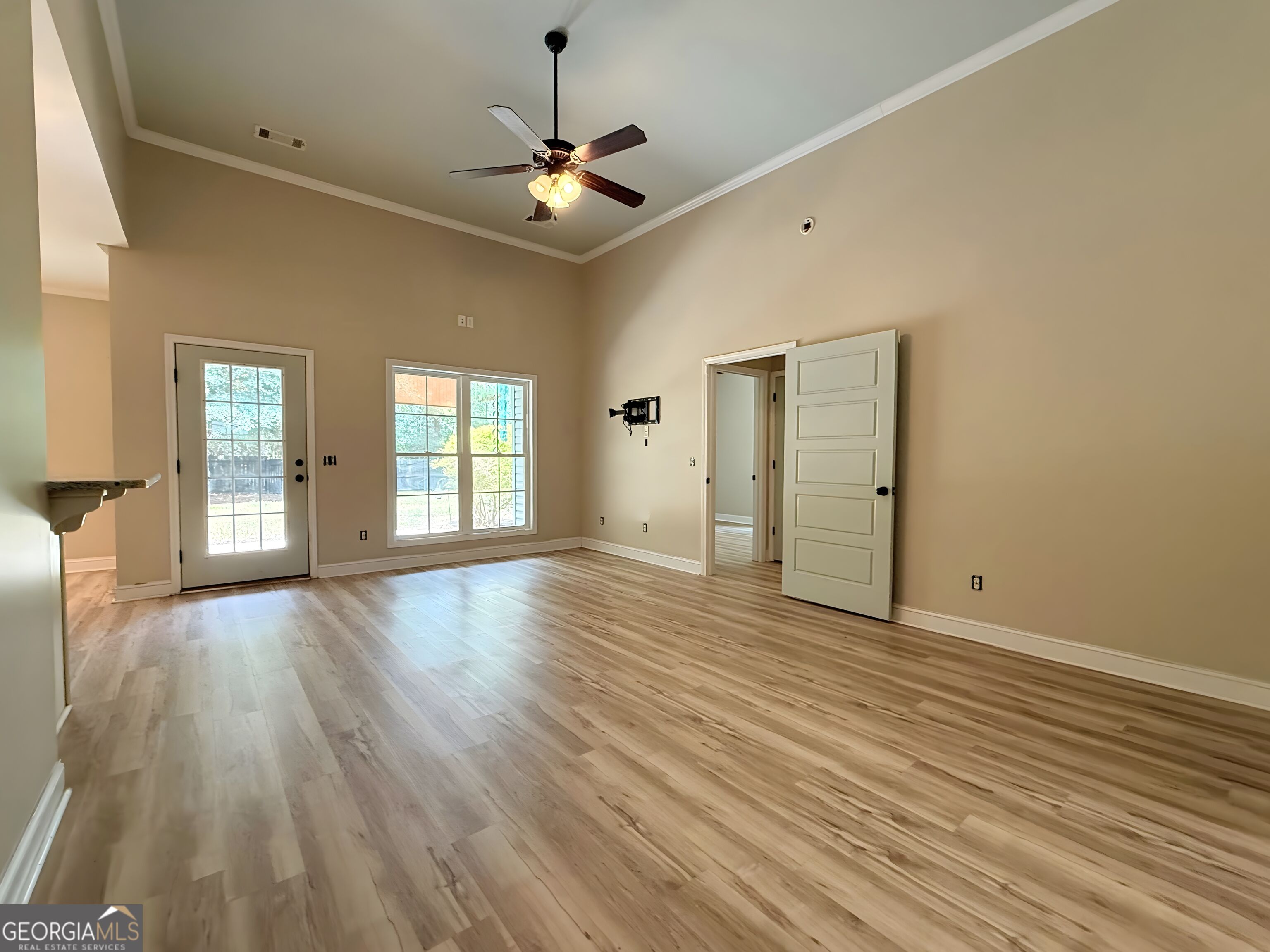 153 Sugarland Blvd Property Photo 6