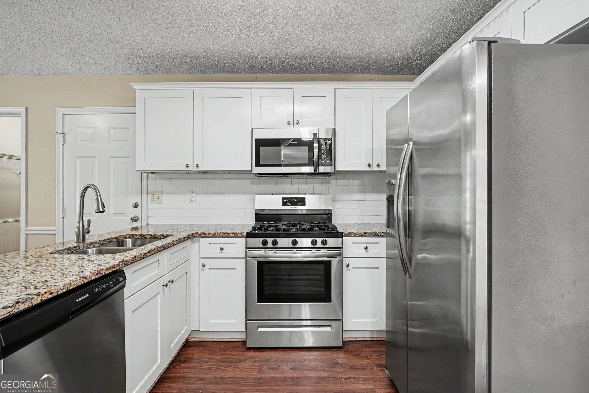 1011 Crown River Parkway Property Photo 7