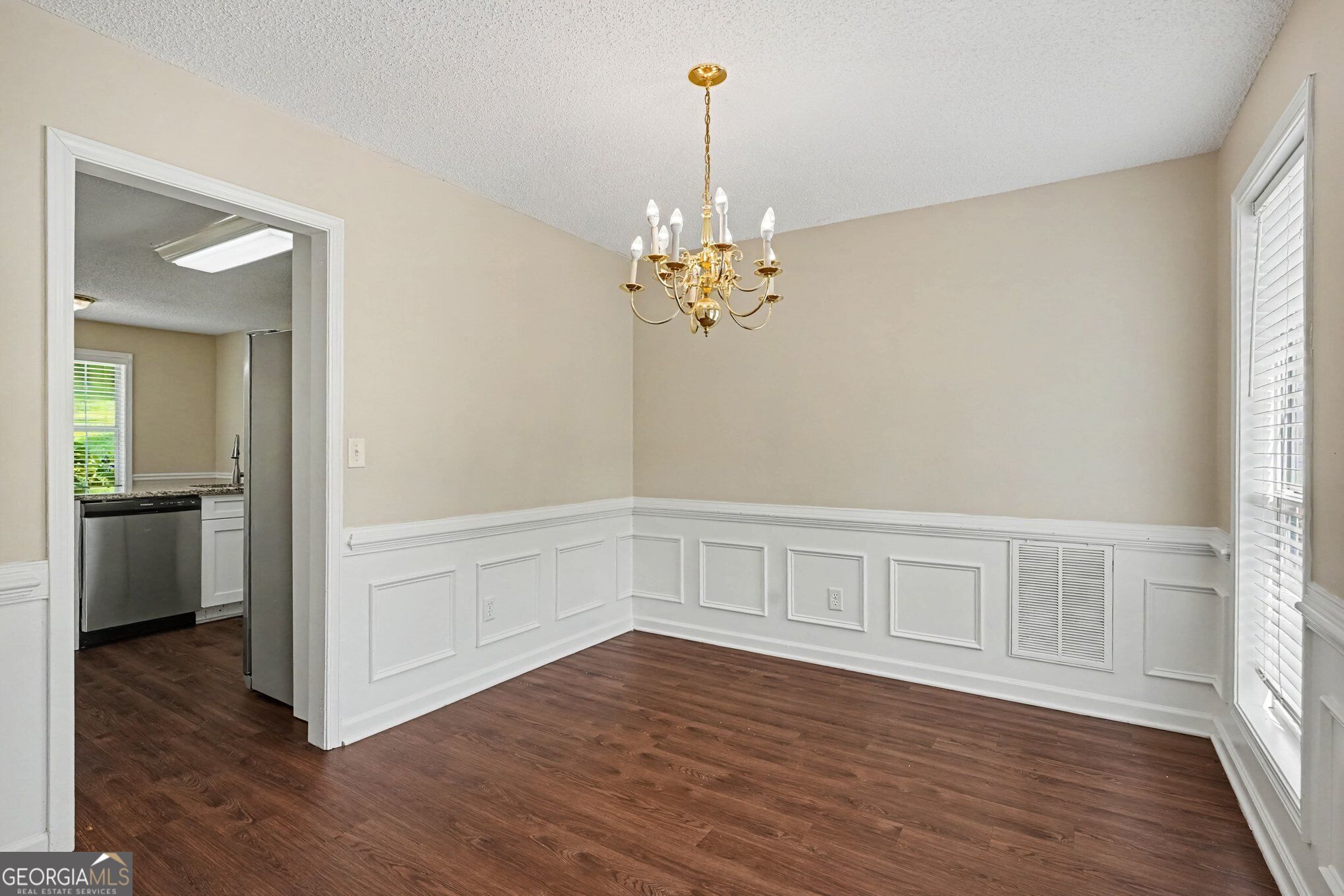 1011 Crown River Parkway Property Photo 10