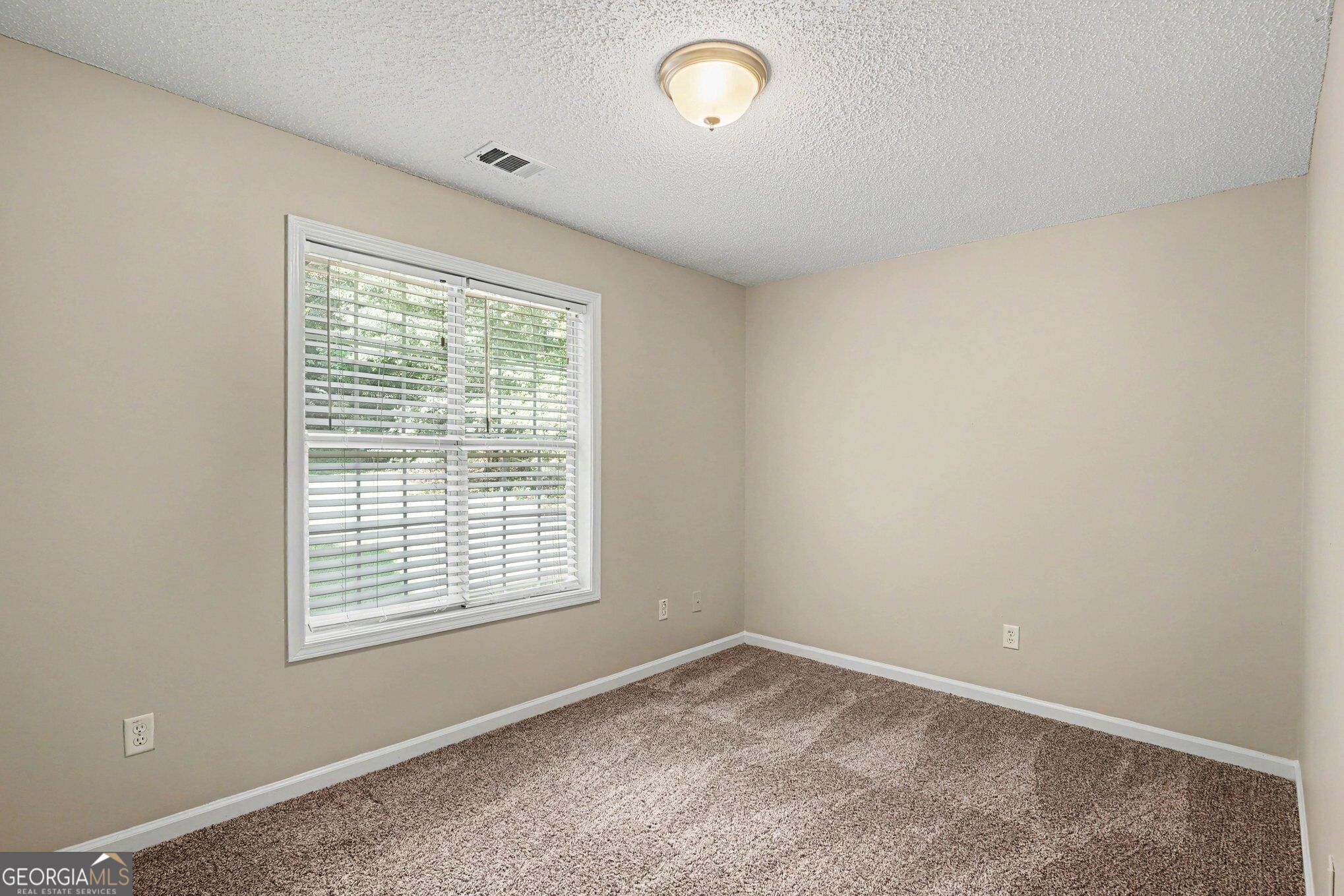 1011 Crown River Parkway Property Photo 14