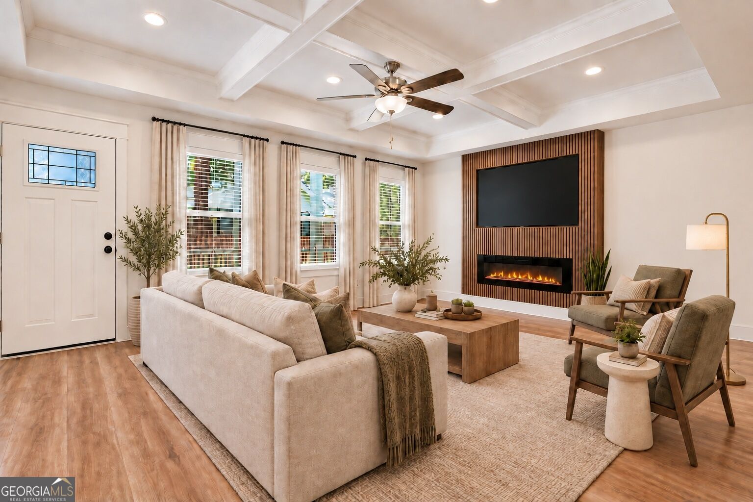 1005 E 35th Street Property Photo 1