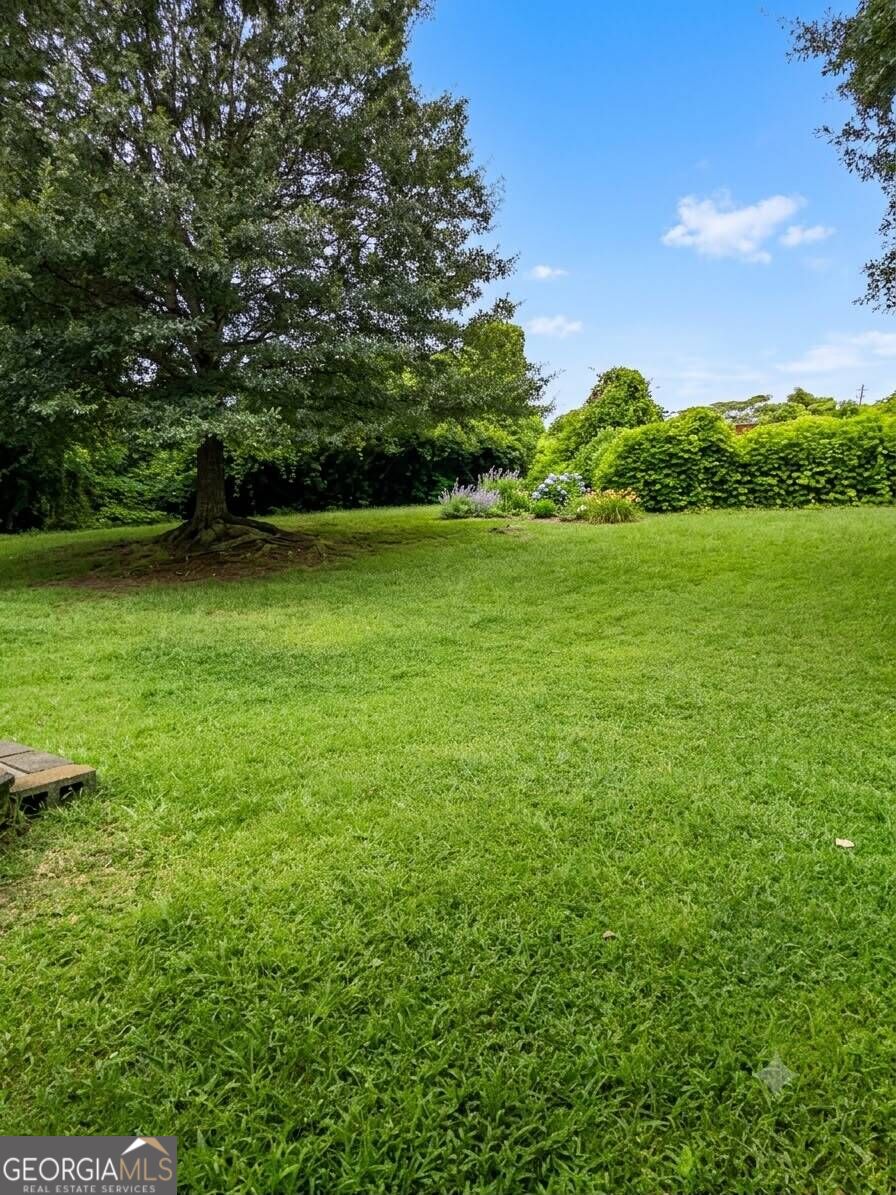 6057 Hill Street Property Photo 15