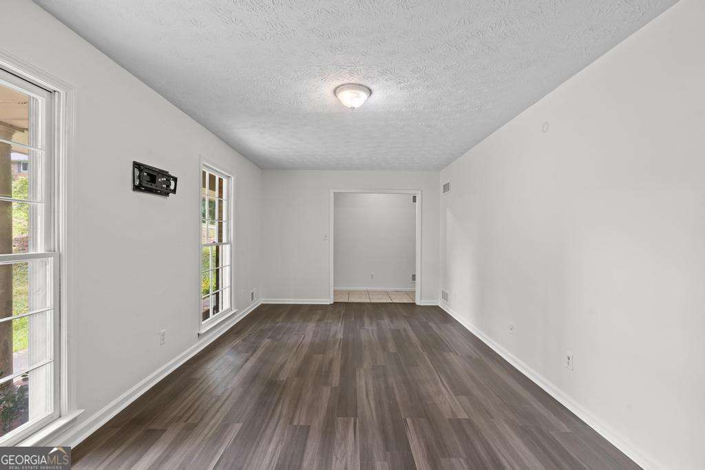 246 Barbara Lane Sw Property Photo 9