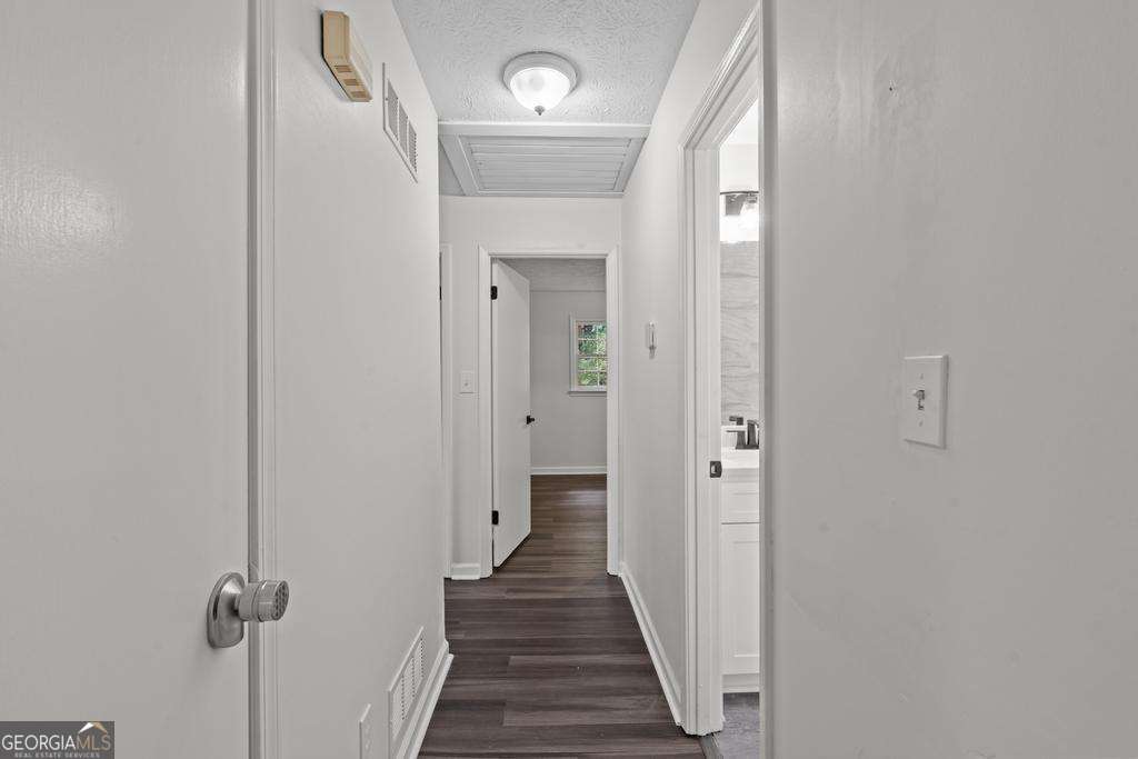 246 Barbara Lane Sw Property Photo 18