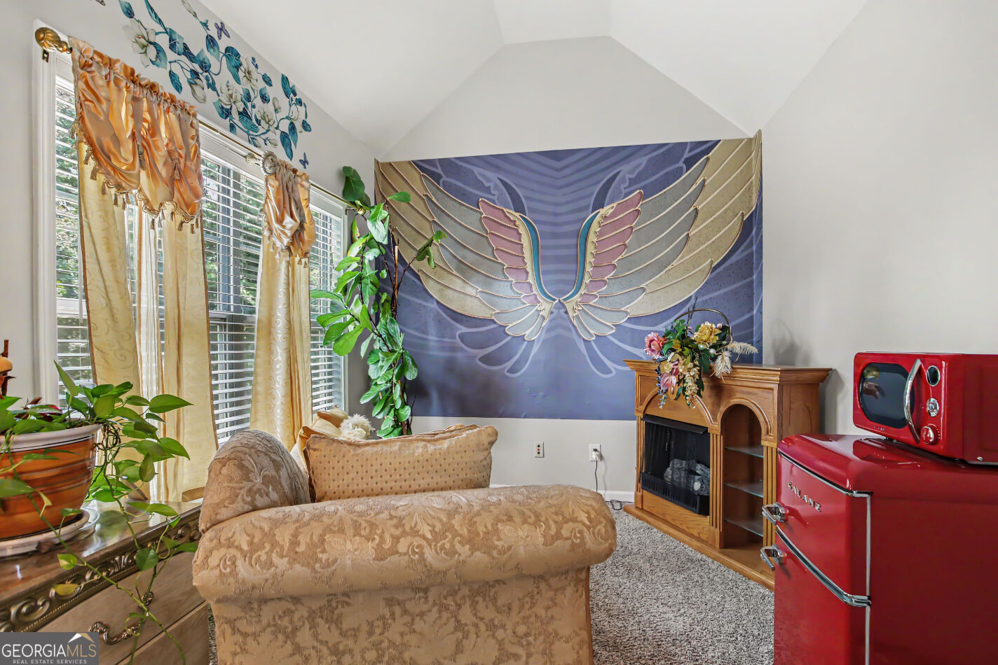 140 Revolutionary Drive Property Photo 15