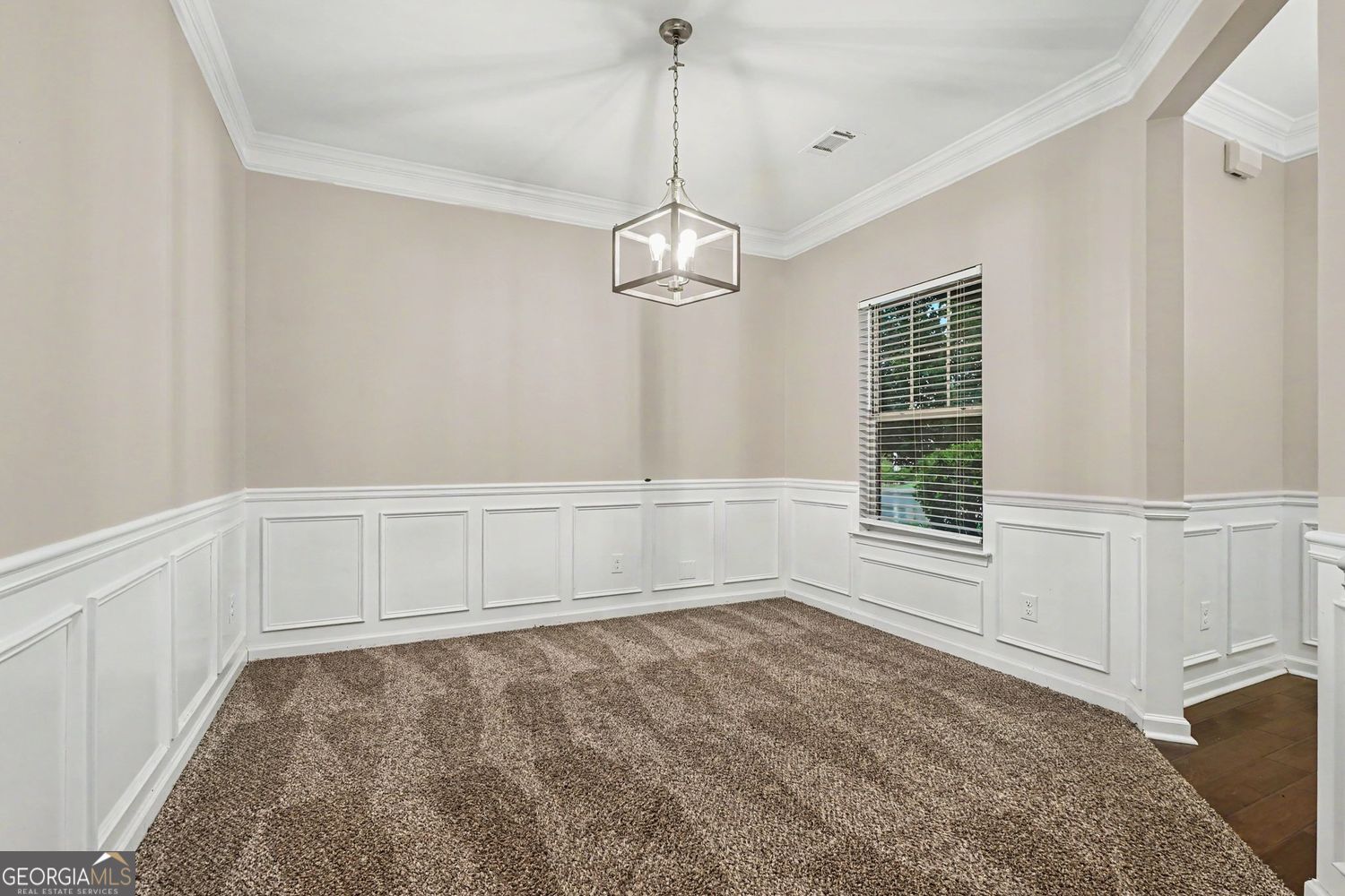 1124 Easley Court Se Property Photo 6